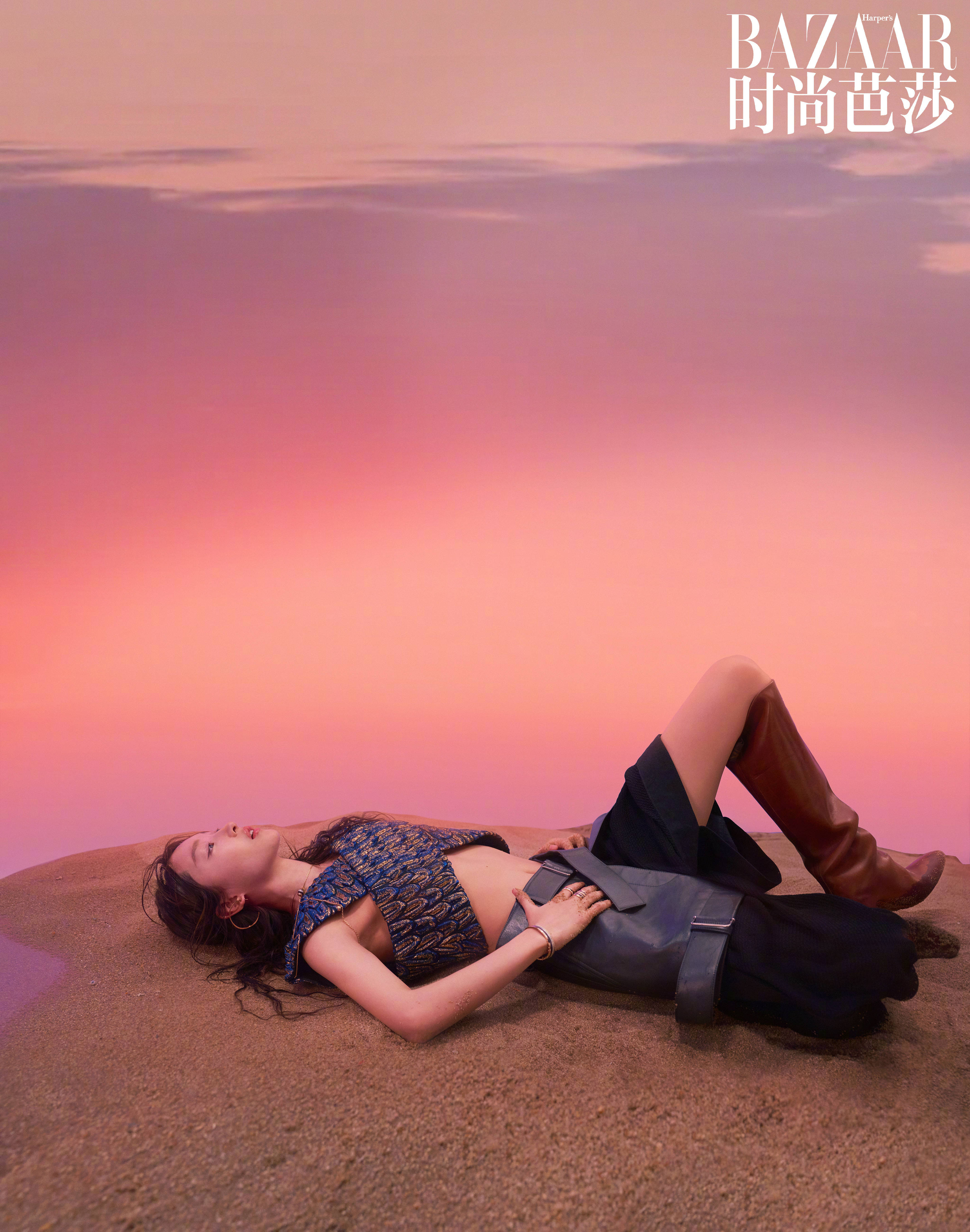 Pre - นิตยสาร Harper’s Bazaar ZhouDongyu โจวตงอวี่ 2022