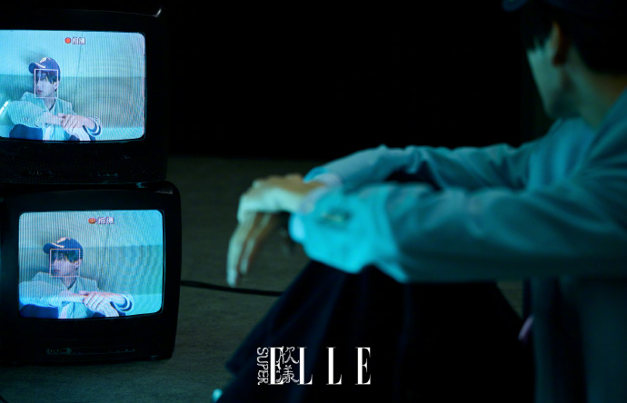 Pre - นิตยสาร SuperELLE ปี้เหวินจวิ้น 毕雯珺 BiWenJun 9/2025+การ์ด