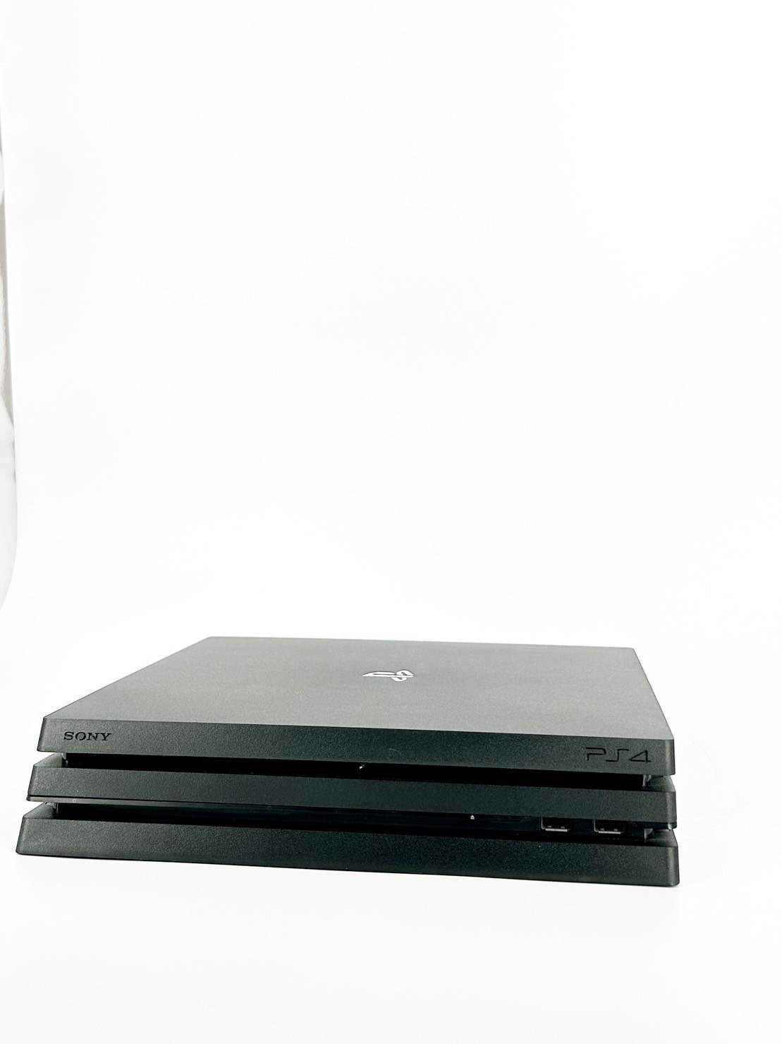 SONY PlayStation4 PRO 1TB รุ่น CUH-7218B B01