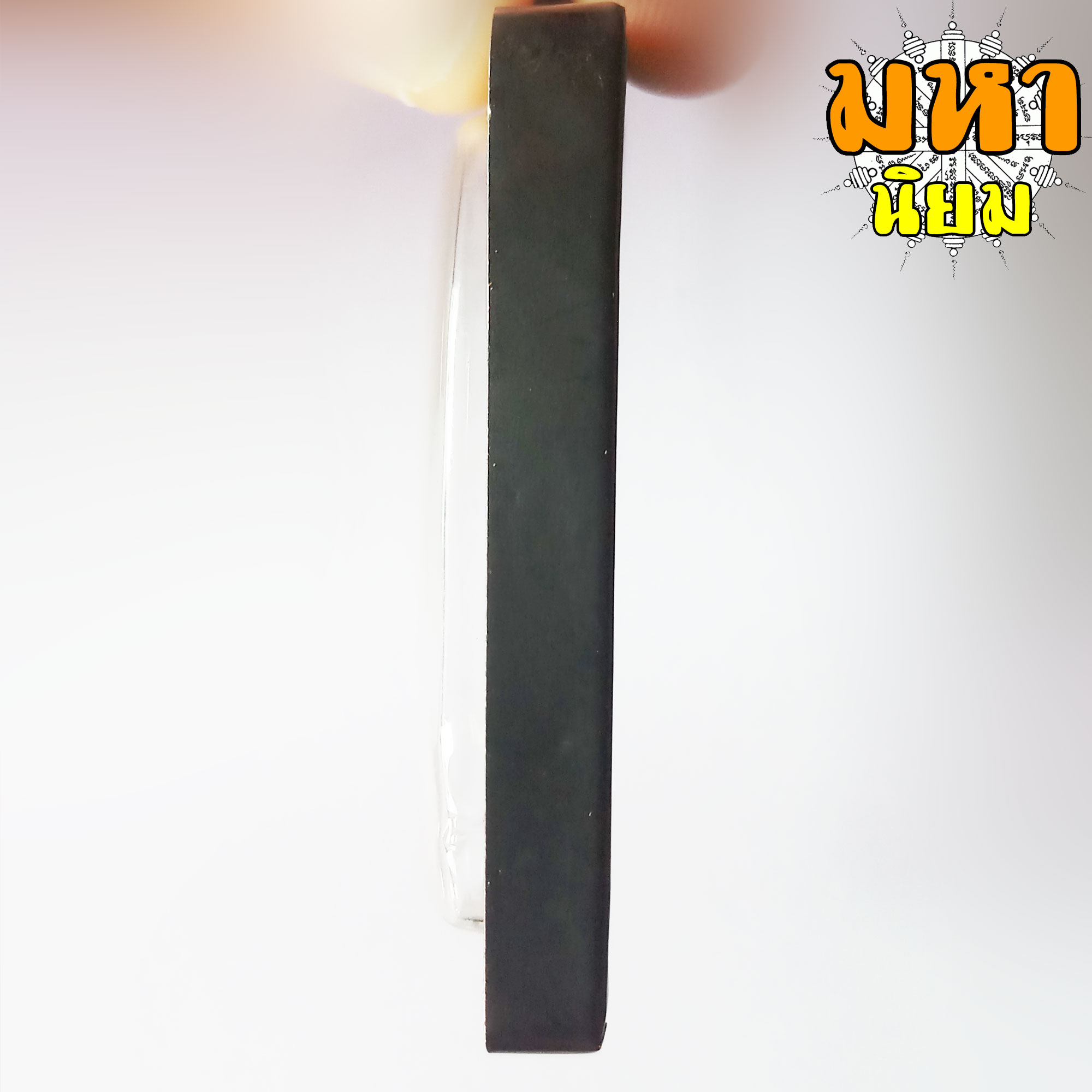 ล็อกเก็ตภาพถ่าย หลวงพ่อกวย ชุตินันธโร วัดโฆสิตาราม จ.ชัยนาท เลี่ยมกรอบโลหะ