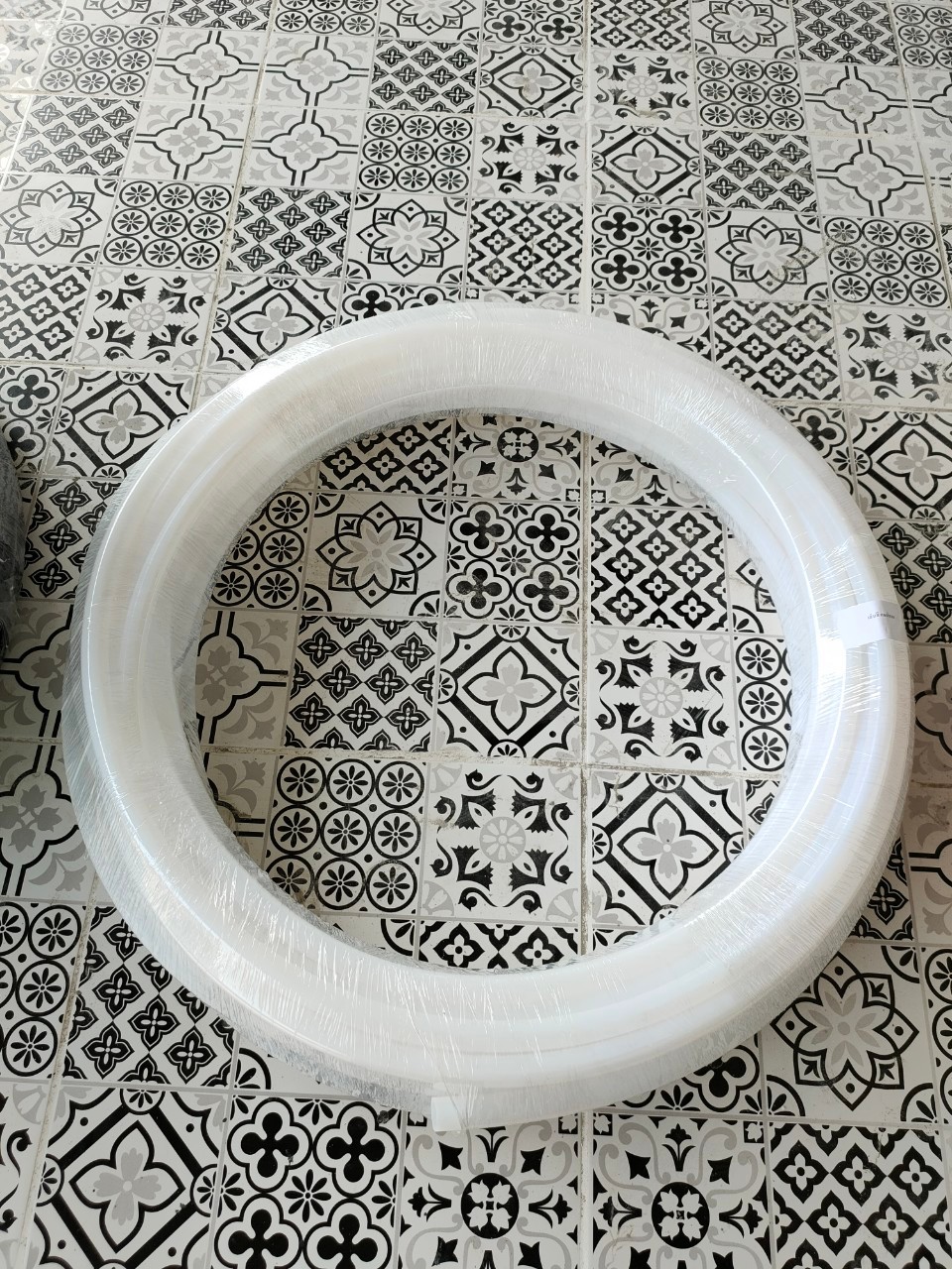 ท่อเทปล่อน PTFE แบบขาวขุ่น 15 มม. (15x13 mm.)