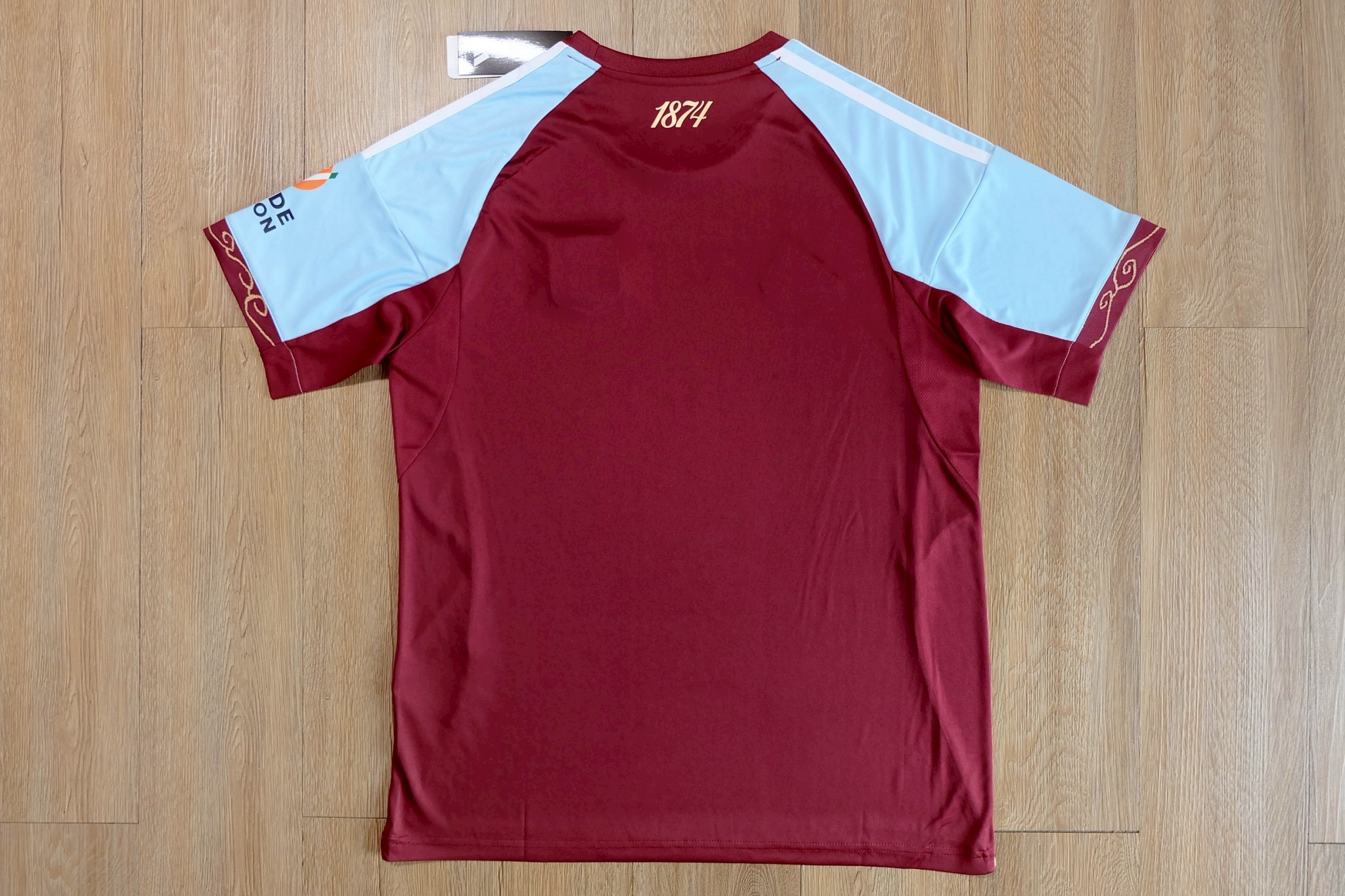 เสื้อฟุตบอล เเอสตัน วิลล่า เหย้า Fans Edition เกรดแฟนบอล 2025