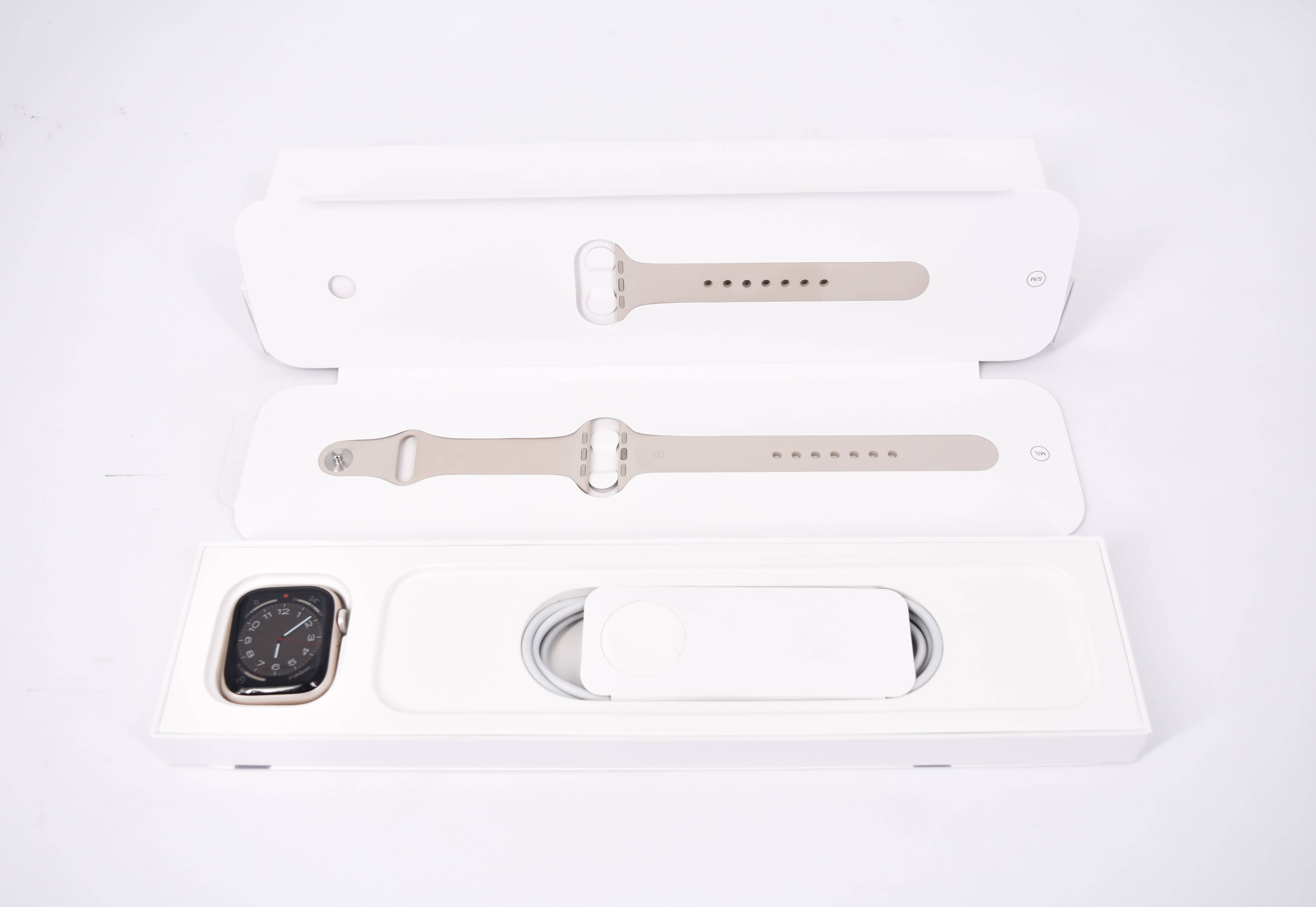 Apple Watch Series 8 GPS อะลูมิเนียม 41 มม. สี Starlight