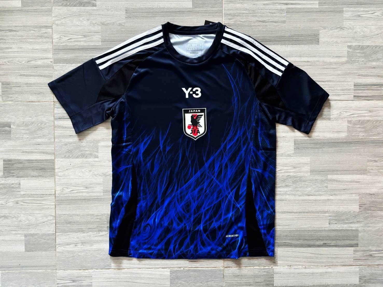 เสื้อฟุตบอล ญี่ปุ่น Y3 เกรดแฟนบอล 2024