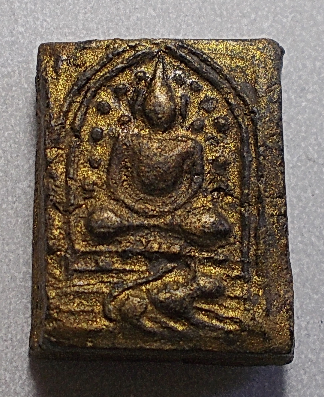 พระเนื้อดินมีรักทอง ลพ.เล็ก วัดท่าอิฐ ปี 2484