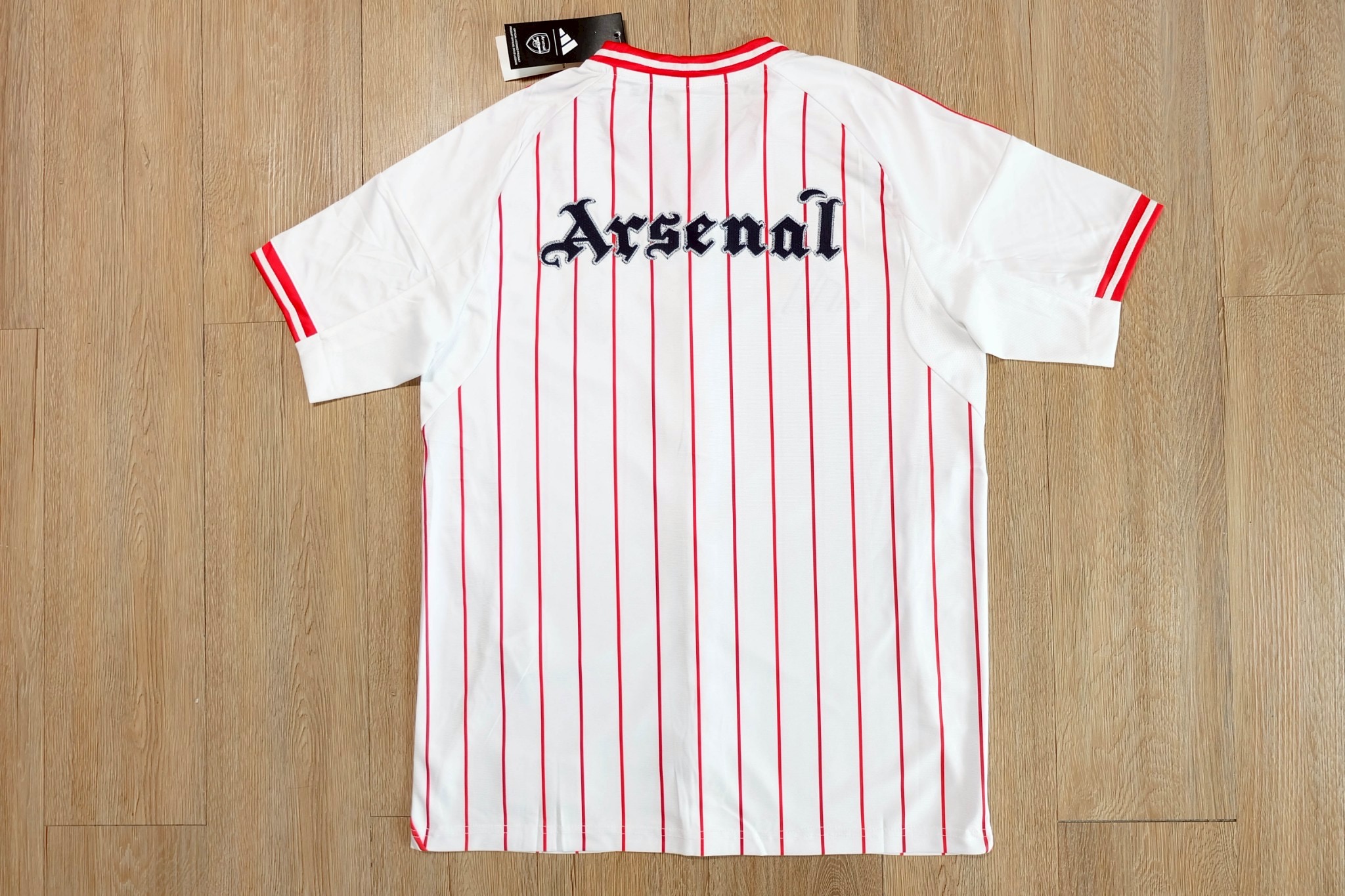 เสื้อเบสบอล Baseball ทีมอาร์เซนอล สีขาว เกรดเเฟนบอลพรีเมี่ยม 2025