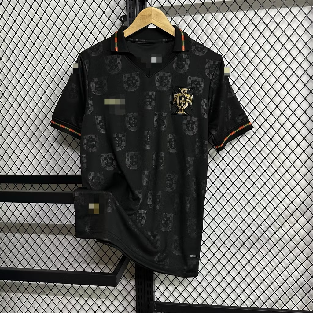 2026-27 มาใหม่ เสื้อฟุตบอลทีมชาติโปรตุเกส สีดำ สำหรับผู้ชาย Fans Edition เกรดแฟนบอล Size S-2XL