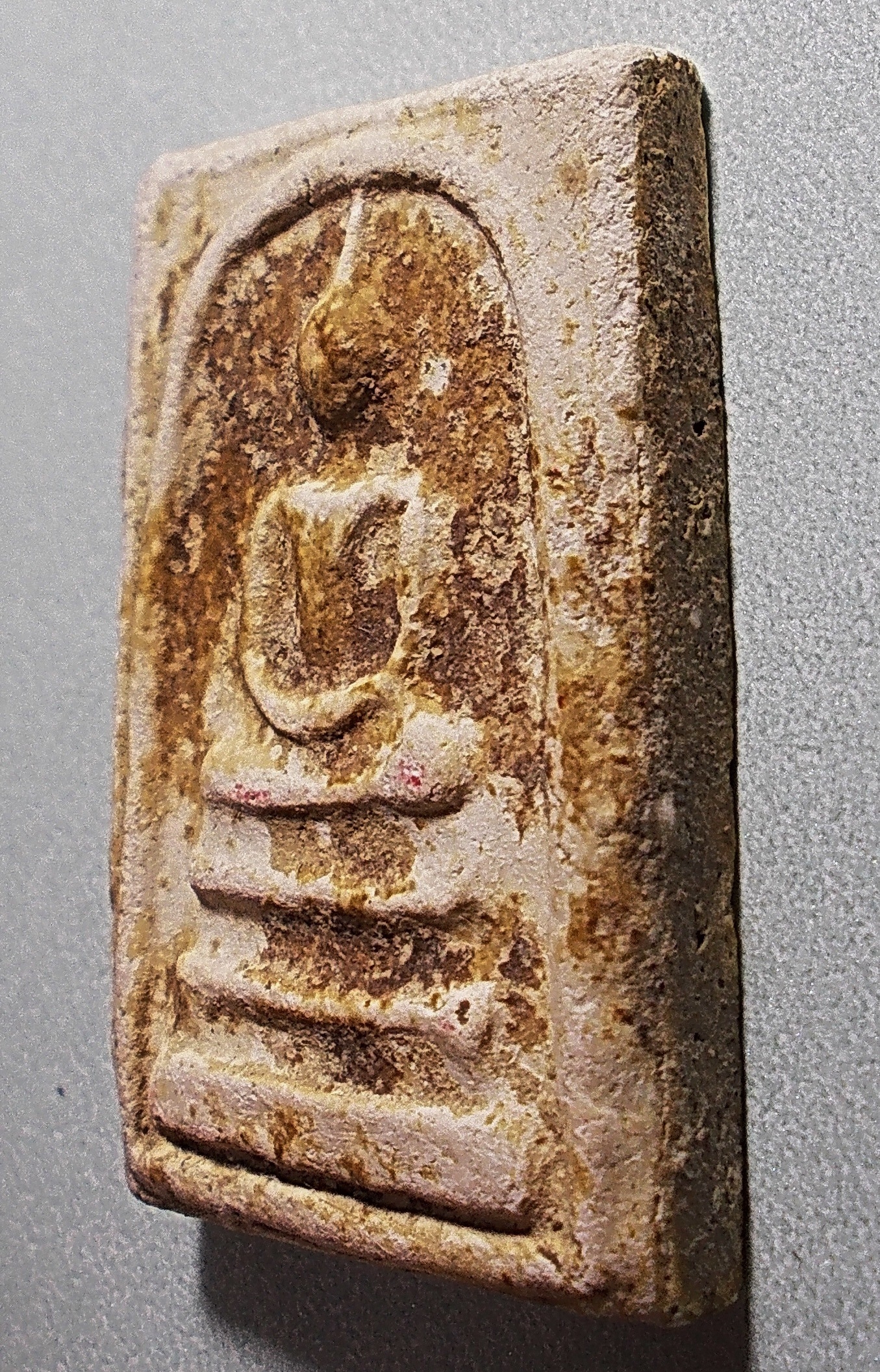 สมเด็จพิมพ์ใหญ่ เกศจรดซุ้ม-เกศเอียงหลังยันต์แดง ลป.ลำภู วัดใหม่อมตรส บางขุนพรหม #lnw1028