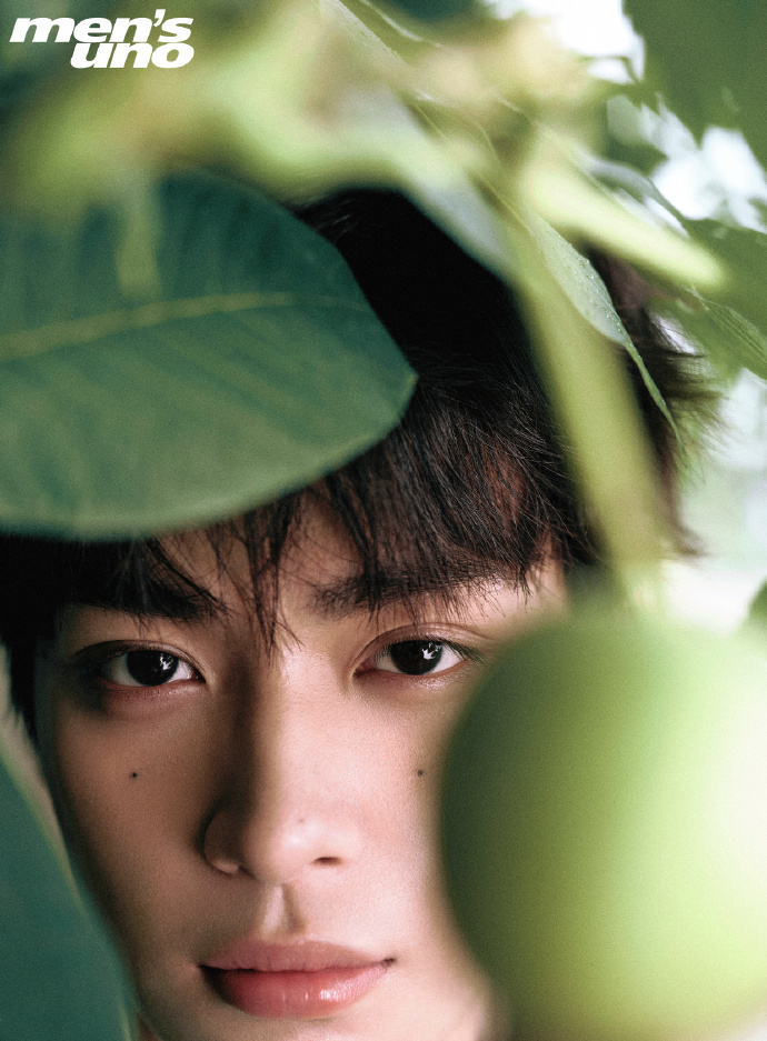 Pre - นิตยสาร men's uno จื่ออวี๋ 梓渝 ZiYu 2025 A/B/C+การ์ด+ โปสเตอร์