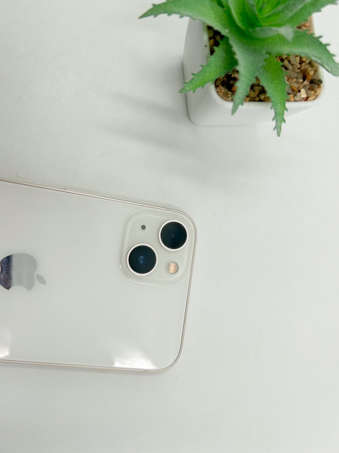 iPhone 13 256GB สี Starlight