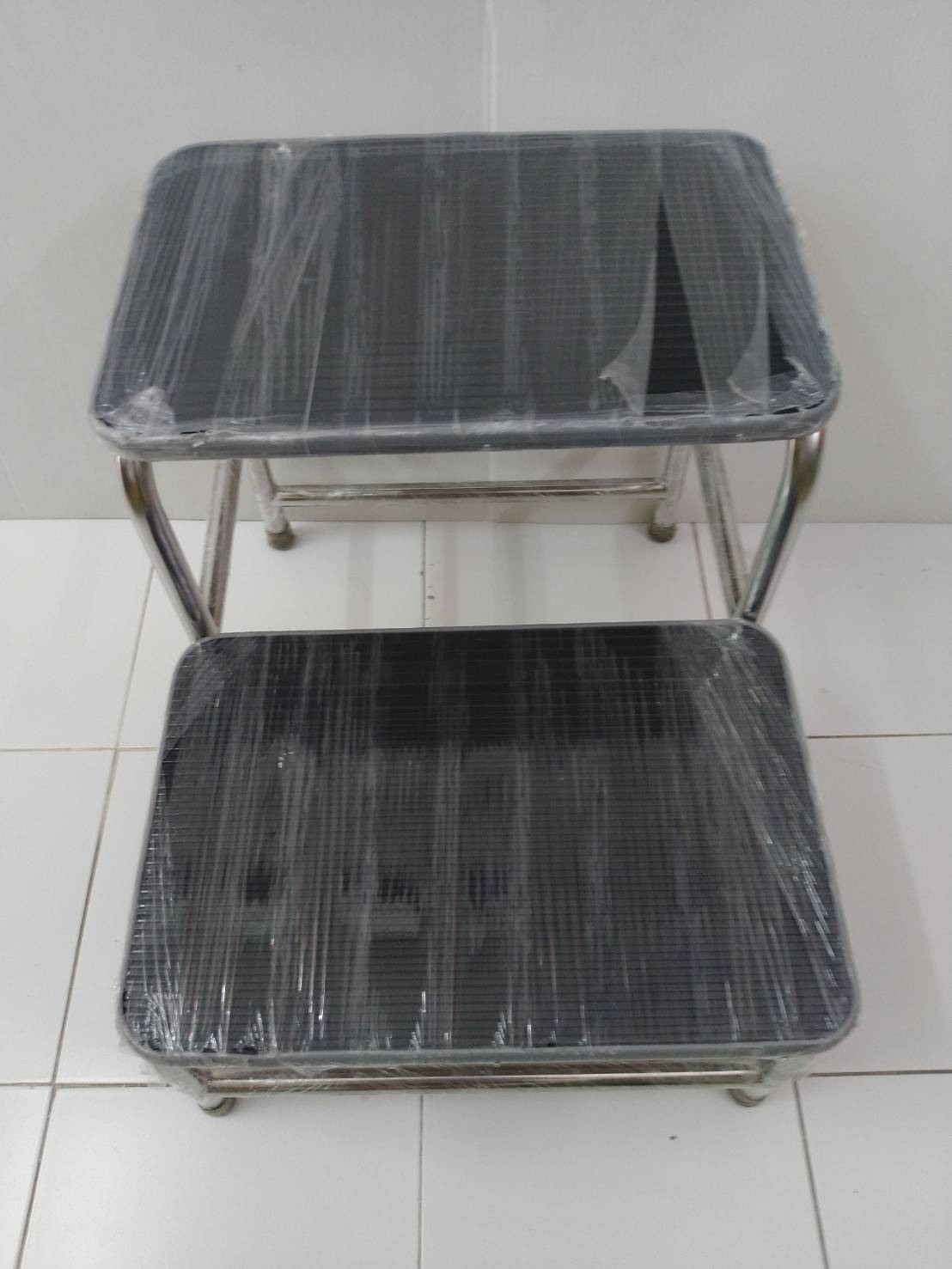 บันไดขึ้นเตียง สแตนเลส 2ขั้น *ค่าส่งชำระปลายทาง*