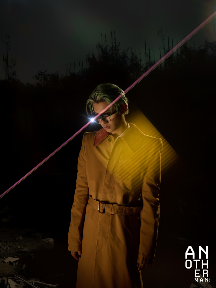 Pre - นิตยสาร Another Man China Justin หวงหมิงฮ่าว HuangMingHao 2025+การ์ด*3