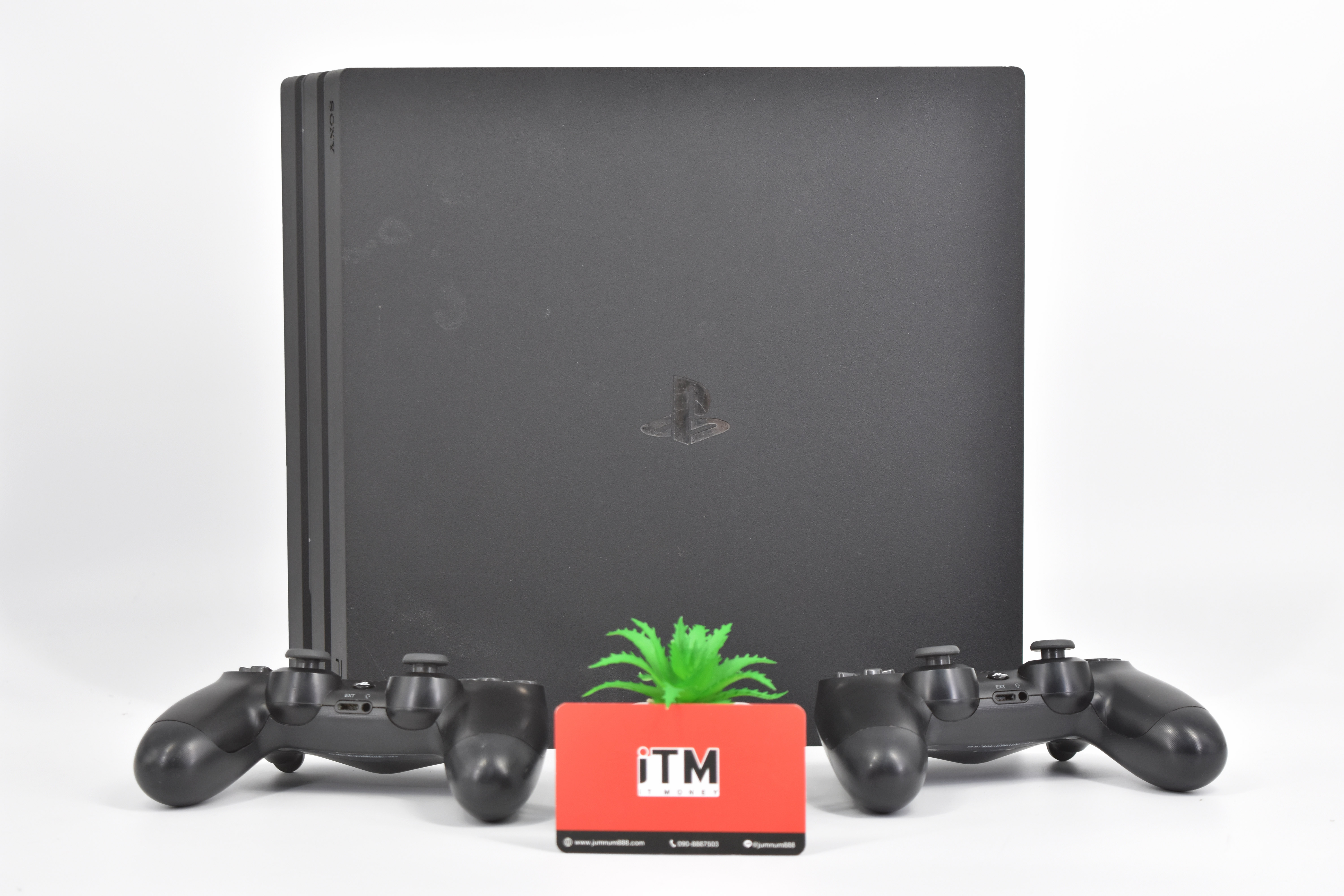 PS4 PRO 1 TB 4K HDR
