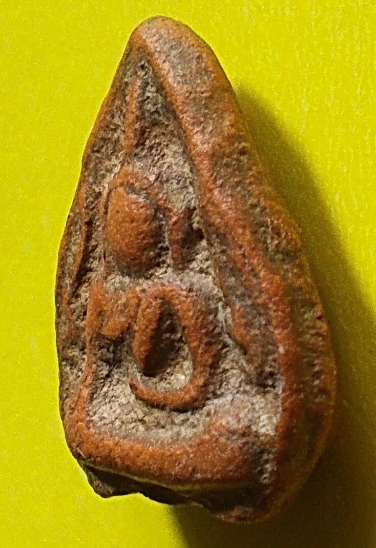 พระเนื้อดิน กรุวังมะสะ พิษณุโลก พิมพ์นางพญาสองหน้า