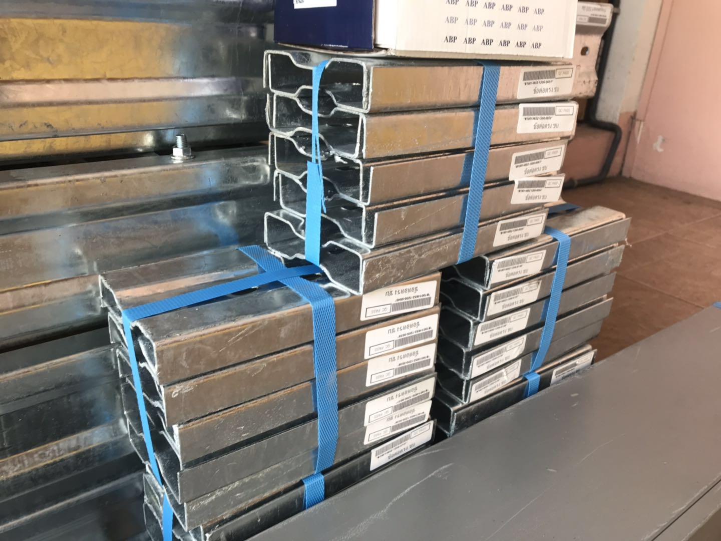 ข้อต่อตรงแลดเดอร์