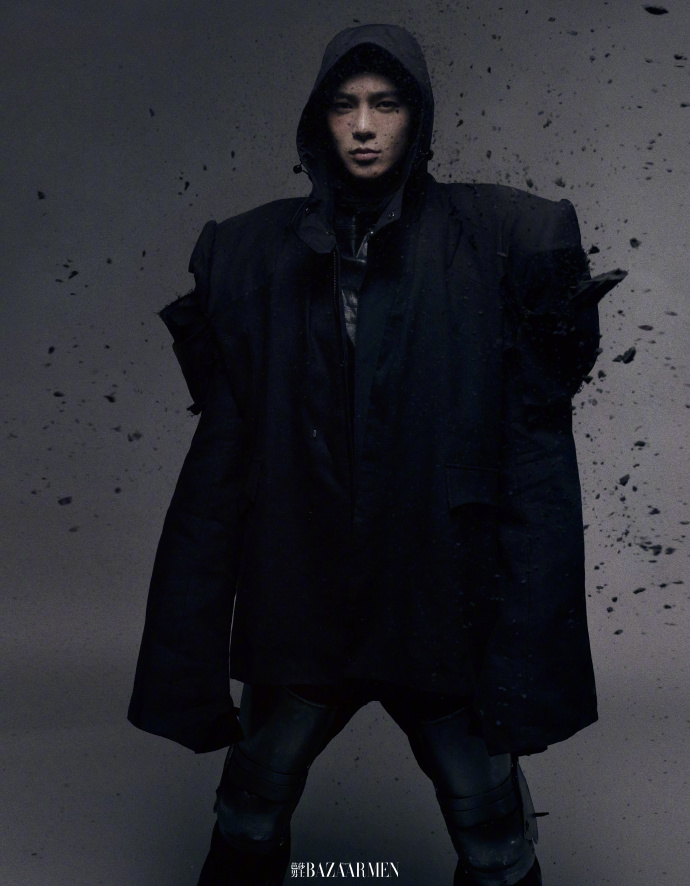 Pre - นิตยสาร Bazaar Men China อวี๋ซื่อ Yushi 4/2024