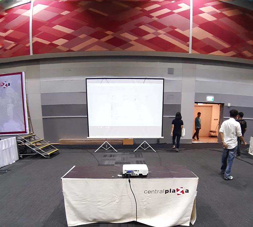 จอขาตั้ง 150 นิ้ว 4:3 Gygar Tripod Screen