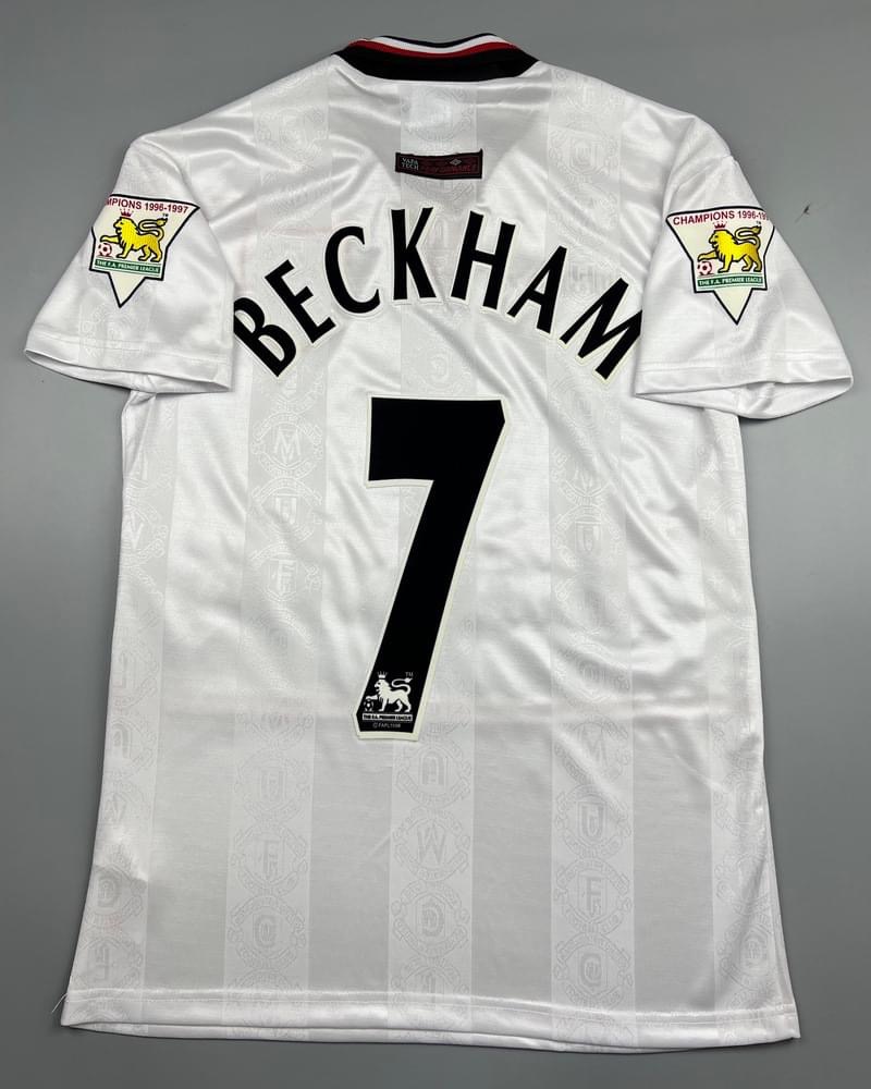 RETRO เสื้อฟุตบอลย้อนยุค แมนยู Away เยือน 1997/99 สกรีน BACKHAM # 7
