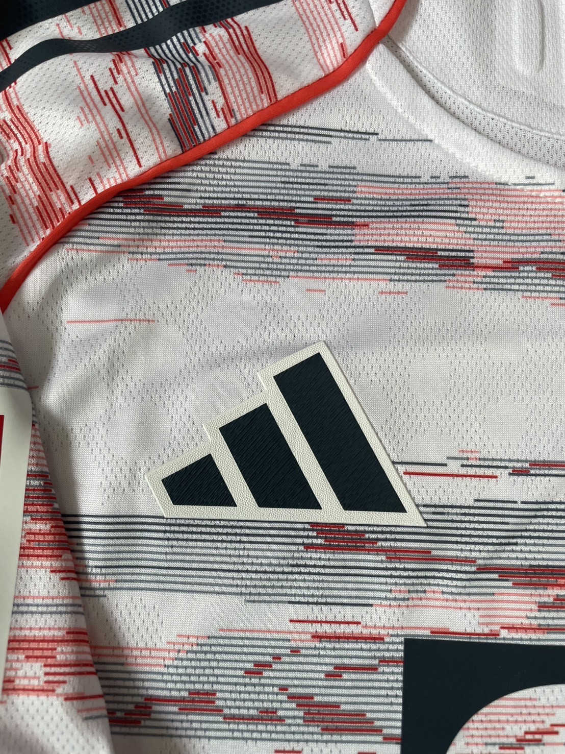 เสื้อฟุตบอลบาเยิน พร้อมชื่อ เบอร์ + อามลีค PLAYER 2025