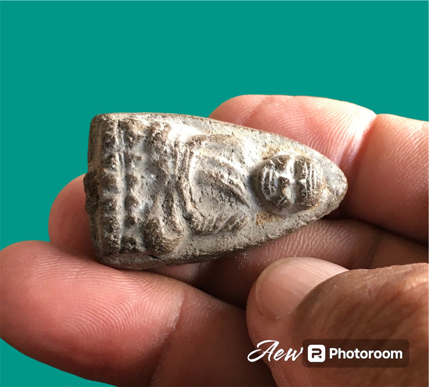 พระเนื้อว่านหลวงปู่ทวด วัดช้างให้ ปัตตานี พิมพ์ใหญ่แจกกรรมการ ปี2497