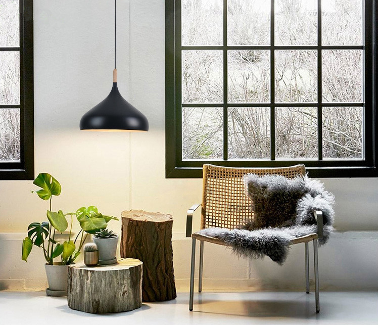 โคมไฟห้อยเพดานนอร์ดิกหัวไม้ ทรงพุ่มปลายแหลม 32 cm.