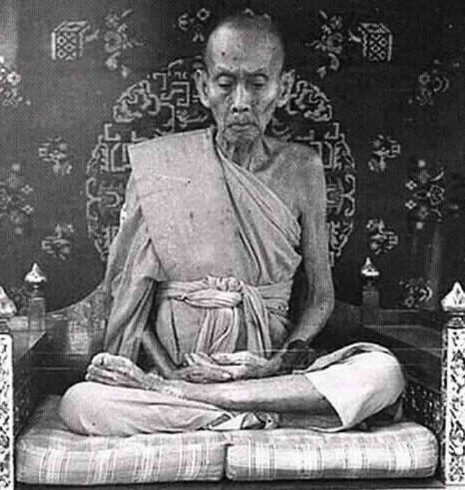 สมเด็จ พิมพ์ใหญ่ ลป.อยู่ กรุวัดดักคะนน ชัยนาท