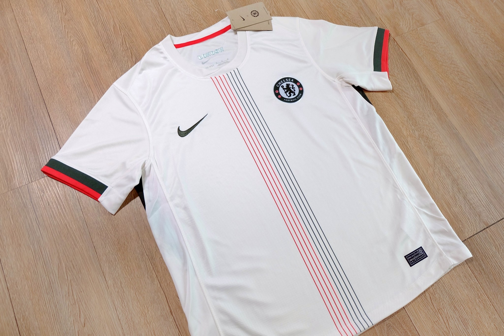 เสื้อฟุตบอล เชลซี เยือน สีขาว เกรดแฟนบอล 2025