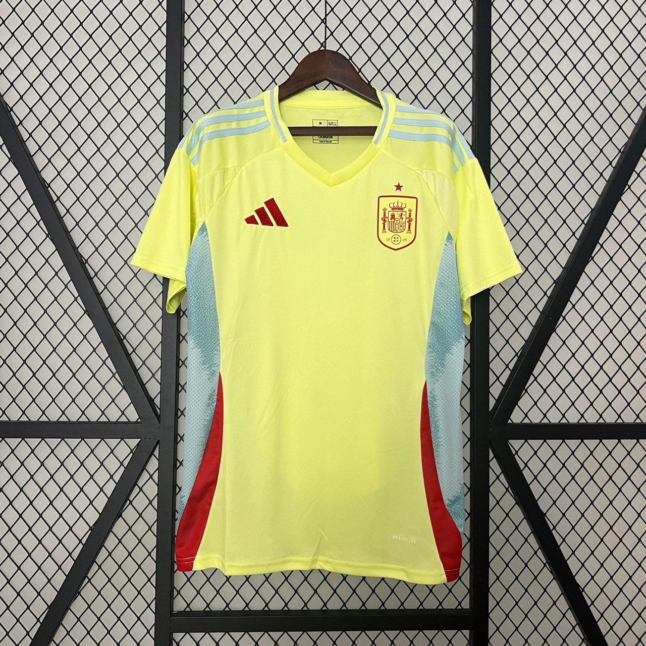 เสื้อฟุตบอลทีมชาติ สเปน เยือน เกรดแฟนบอล 2024