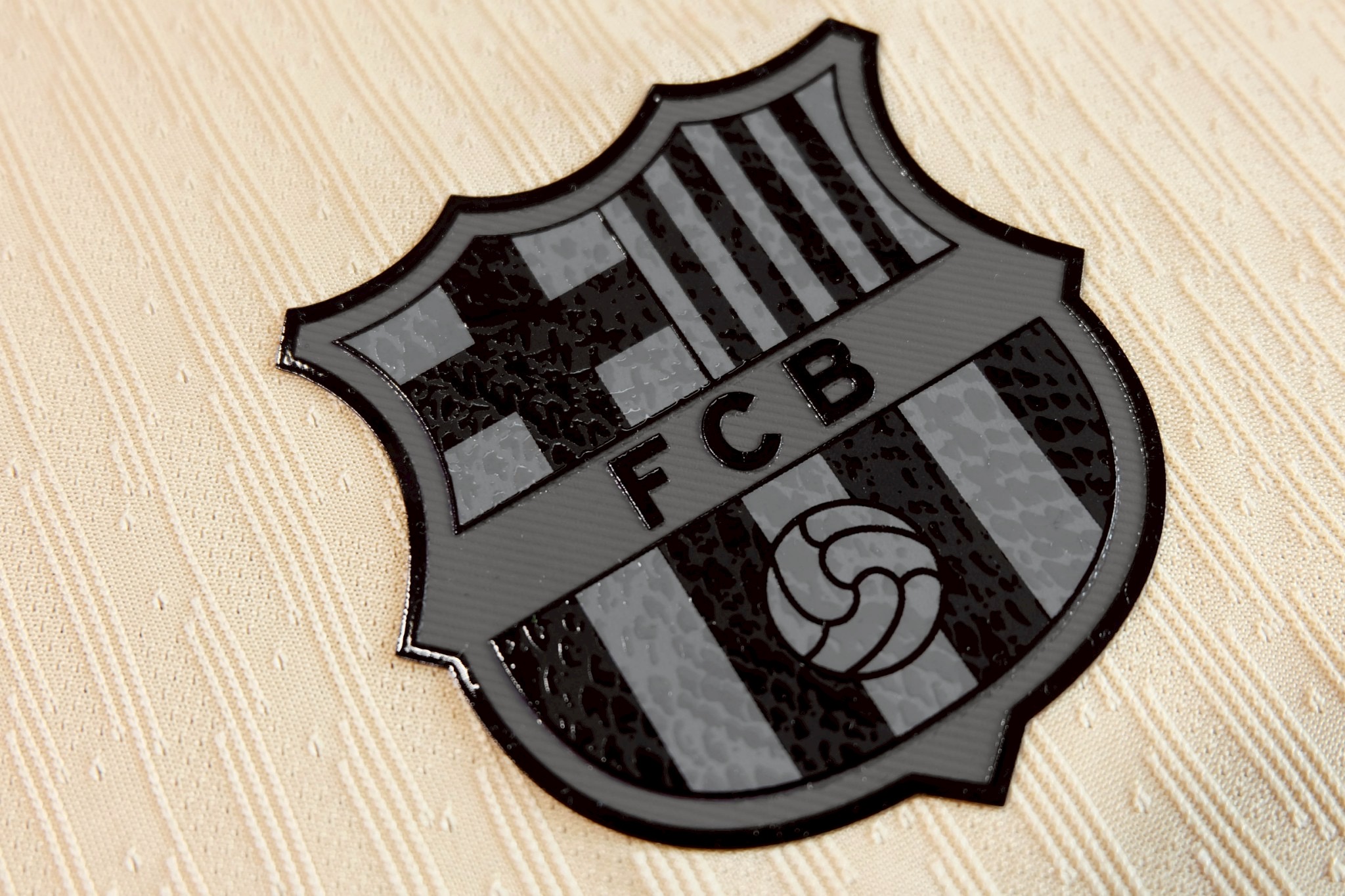 2025-26 เสื้อฟุตบอลบาซ่า สีทอง สำหรับผู้ชาย Player Edition เกรดนักเตะ Size S-2XL