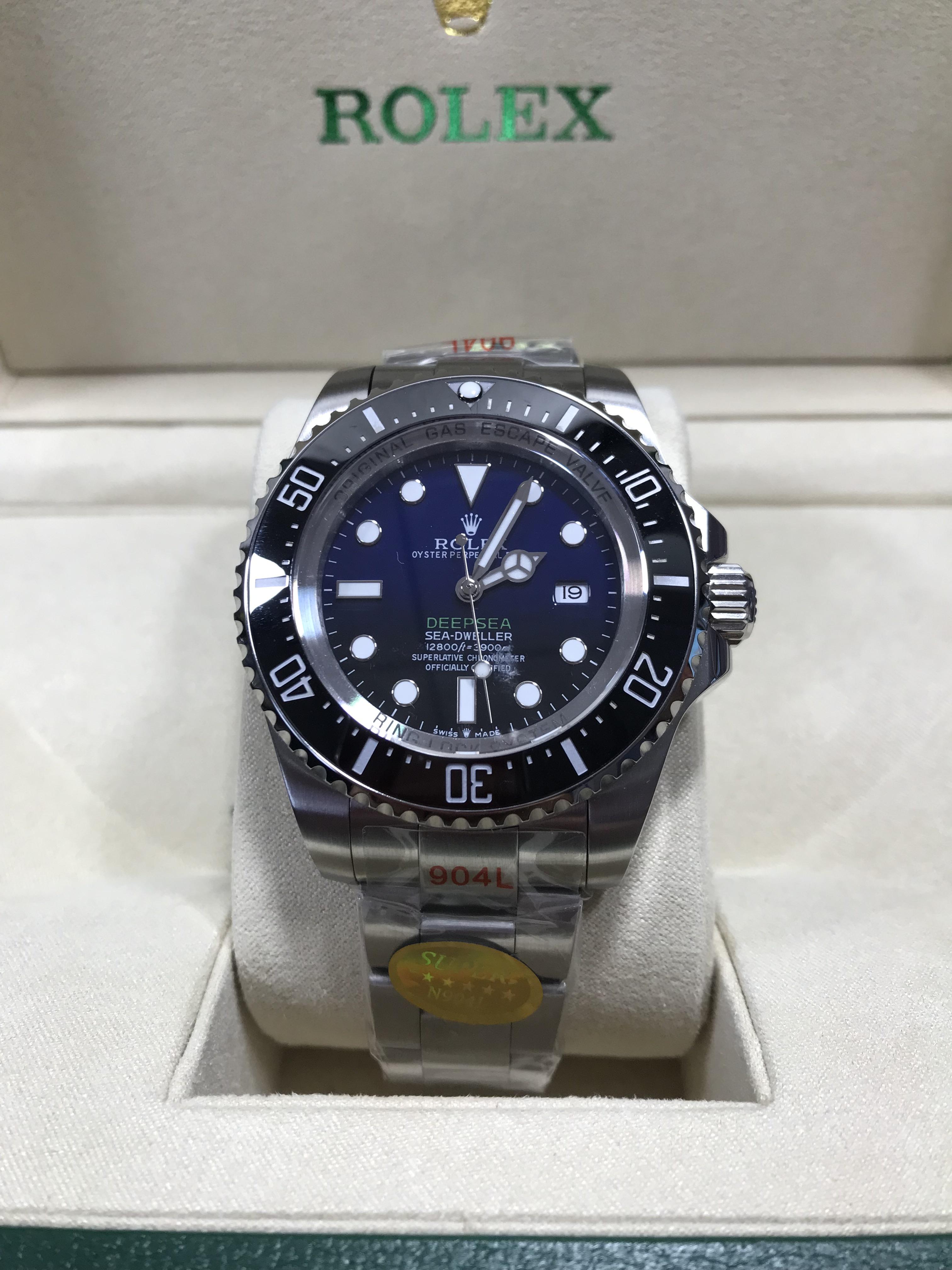 Rolex Sea-Dweller D-Blue M136660 (Swiss Sw)