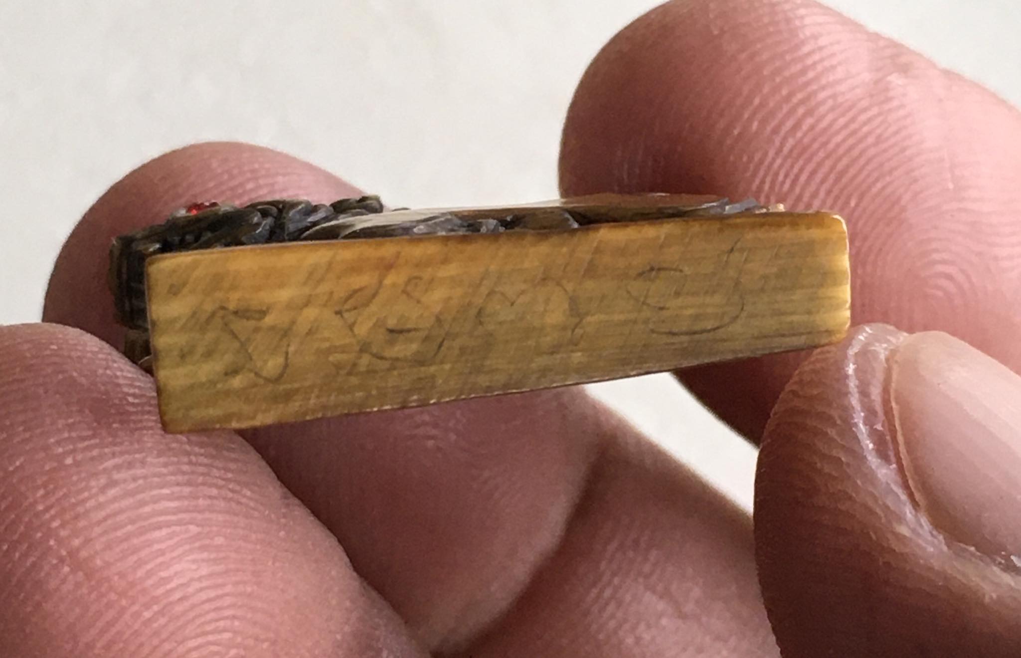 สิงห์งาแกะศิลป์มหาดไทยทรงเครื่องตาพลอย หลวงพ่อหอม วัดชากหมาก จ.ระยอง