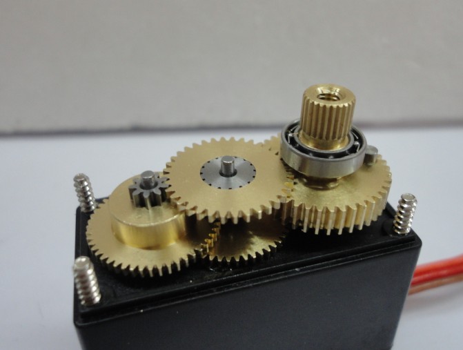 MG995 Servo Motor แบบ หมุน 180 องศาต่อเนื่อง
