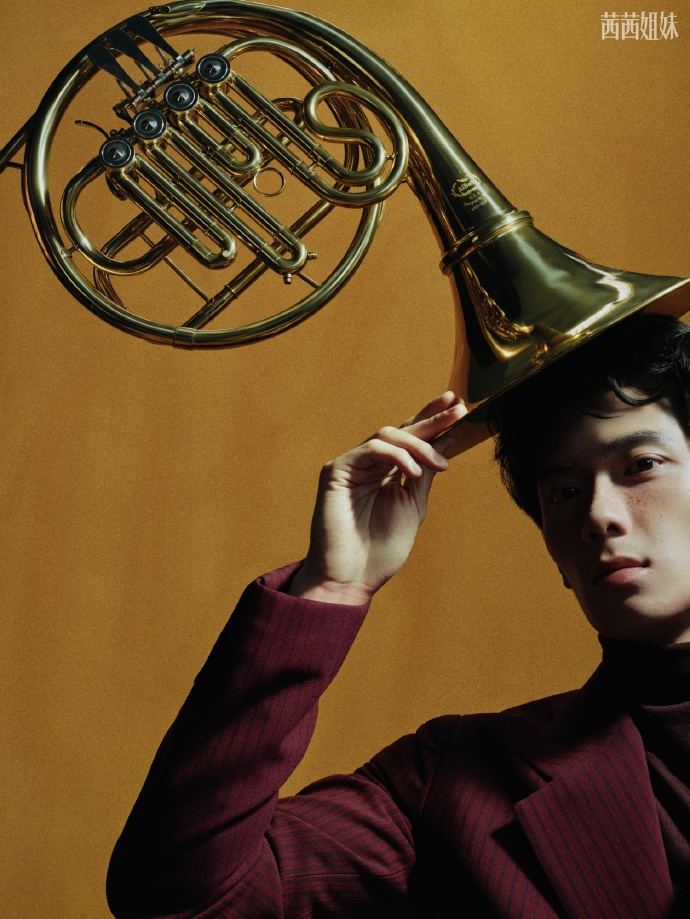 Pre - นิตยสาร 茜茜姐妹CECI Wuhankun 2025