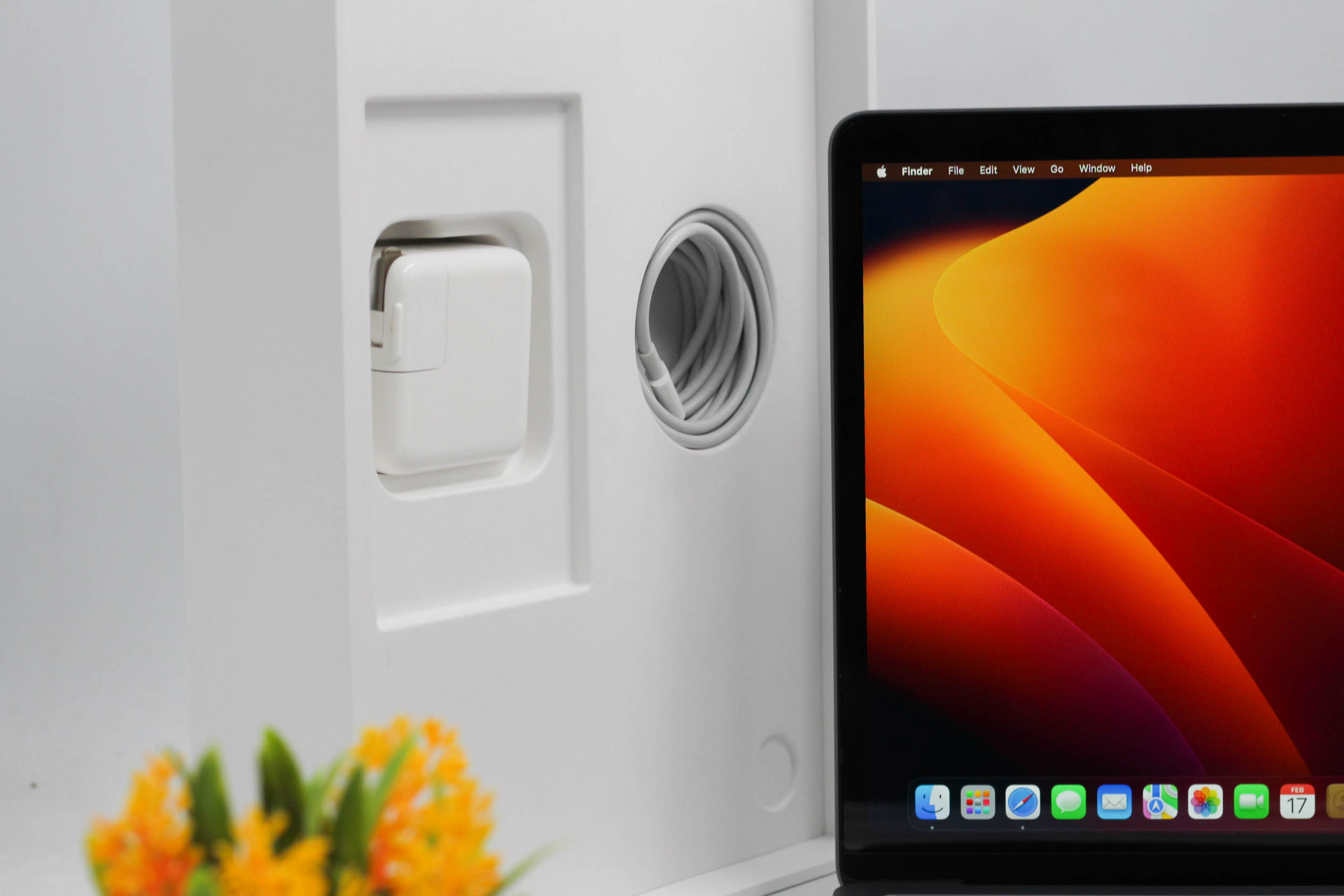 MacBook Air (M1, 2020)