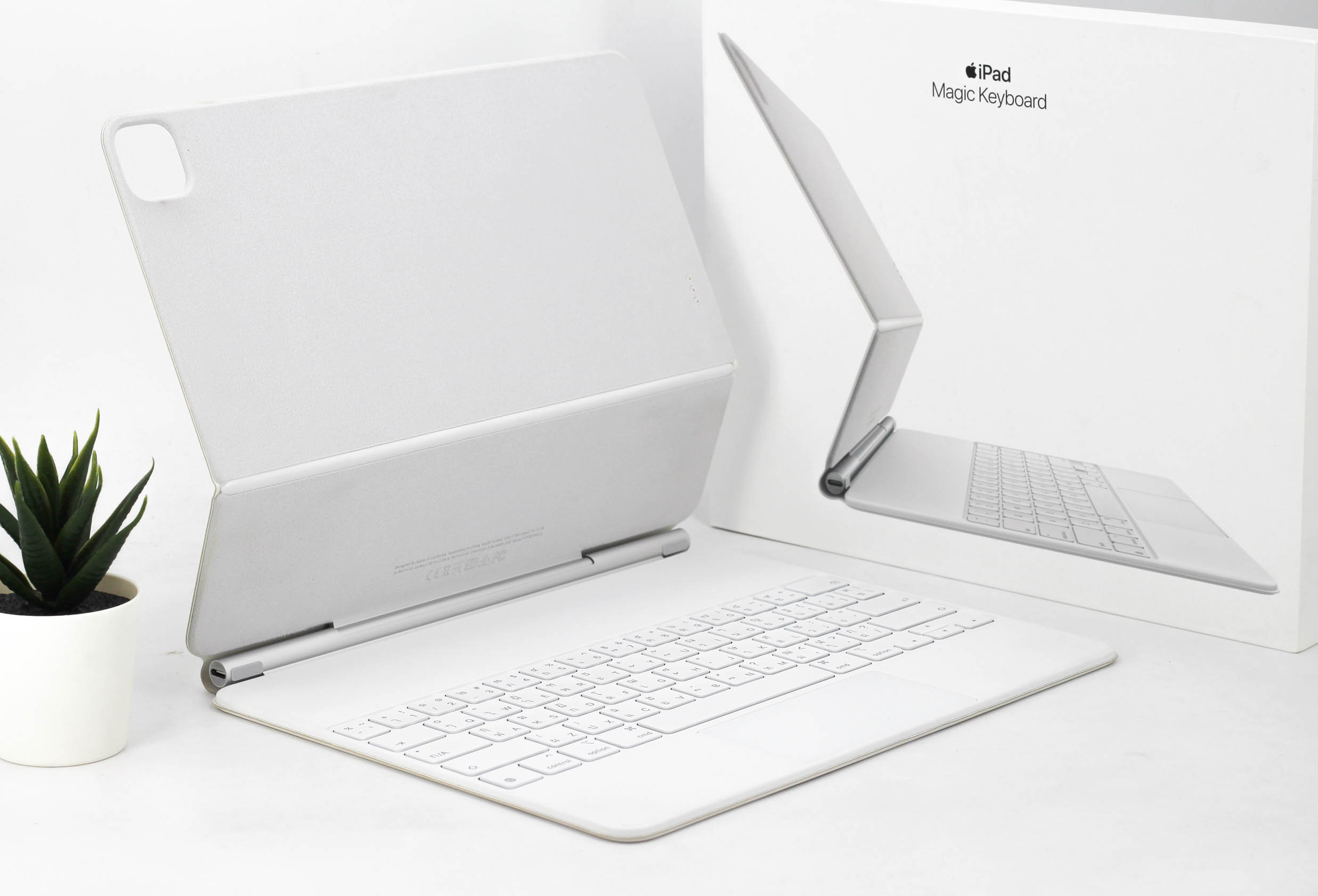 Magic Keyboard for iPad Pro 12.9-inch (2021)