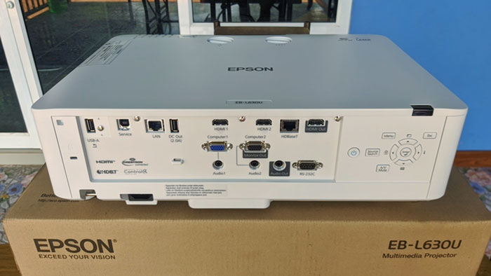 Epson EB L630U Laser Projector ไวไฟ