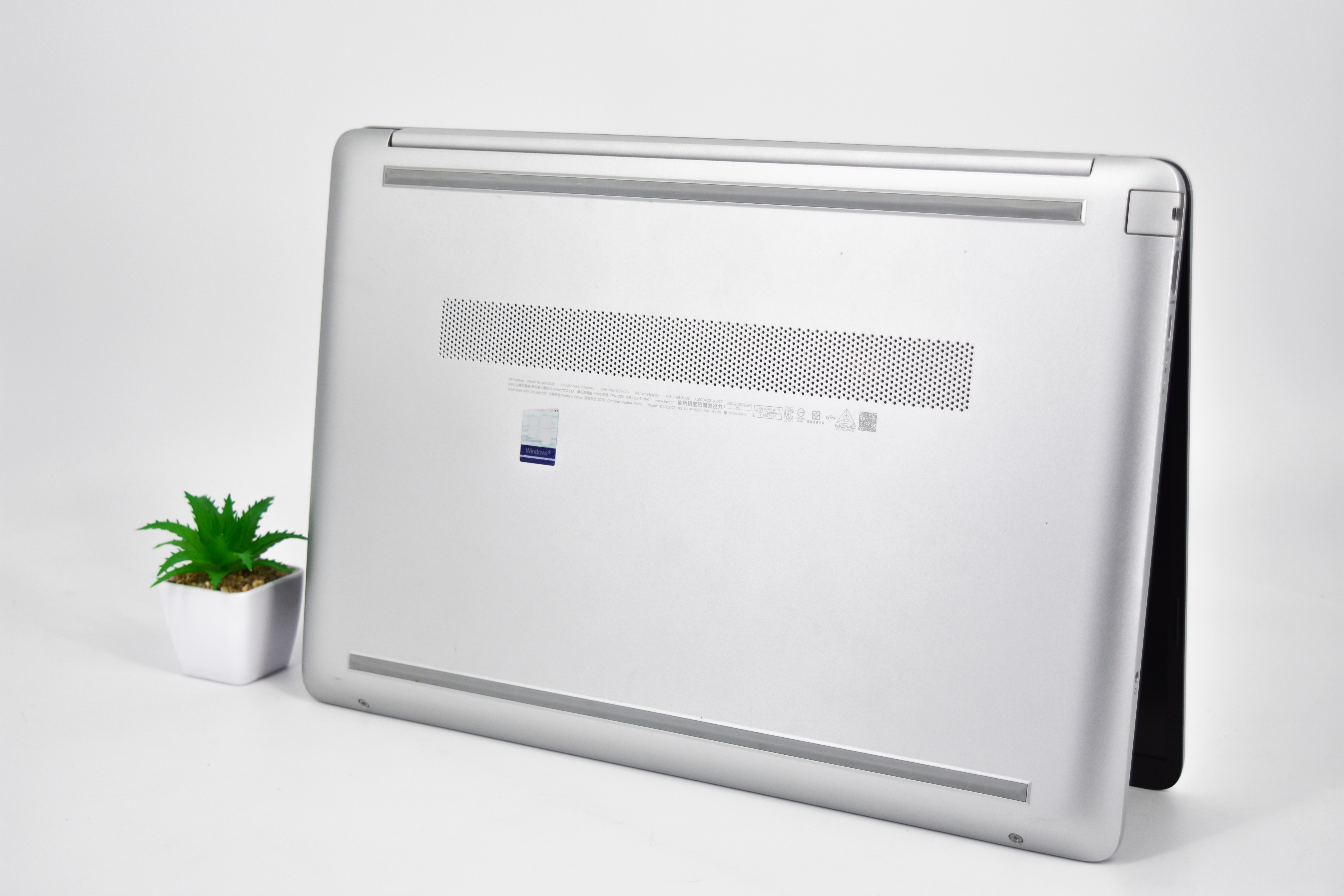 HP 15S-GU0001AX (SILVER)