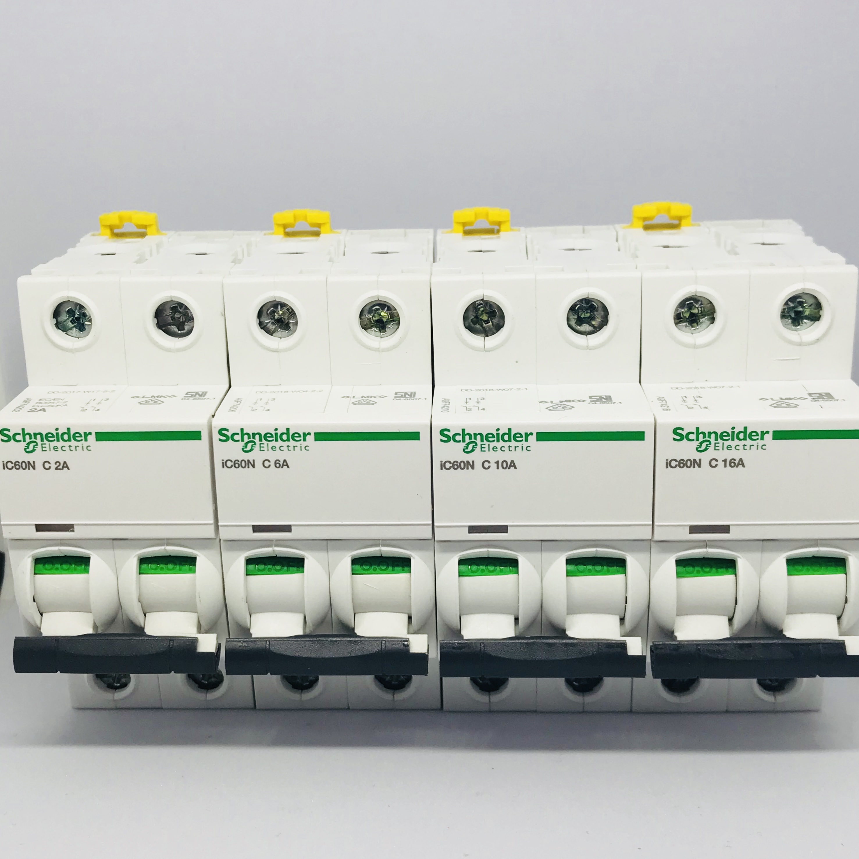 ลูกเซอร์กิตเบรกเกอร์ 2P