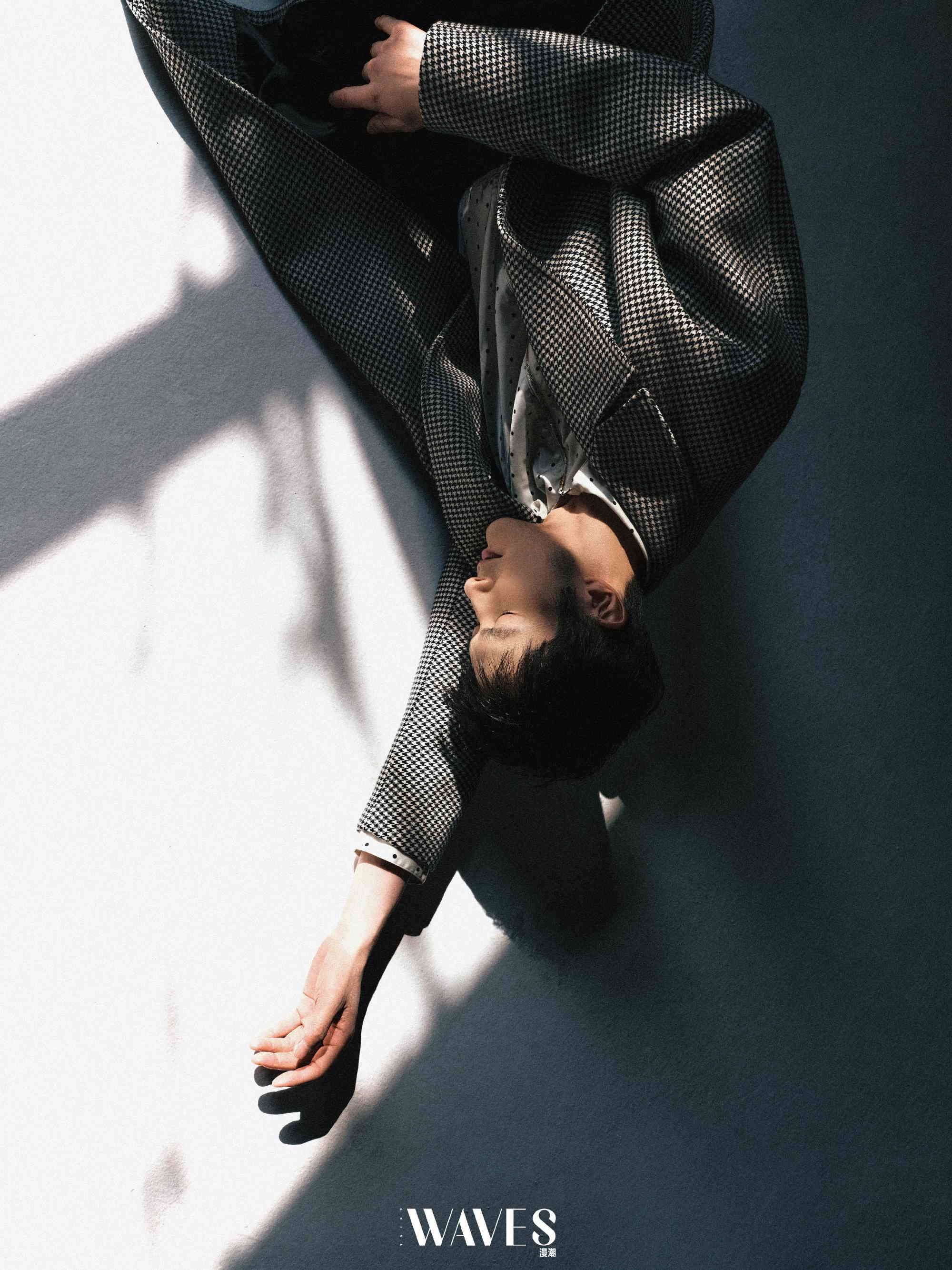 Pre - นิตยสาร WAVES เกาเหว่ยกวง GaoWeiGuang 2022