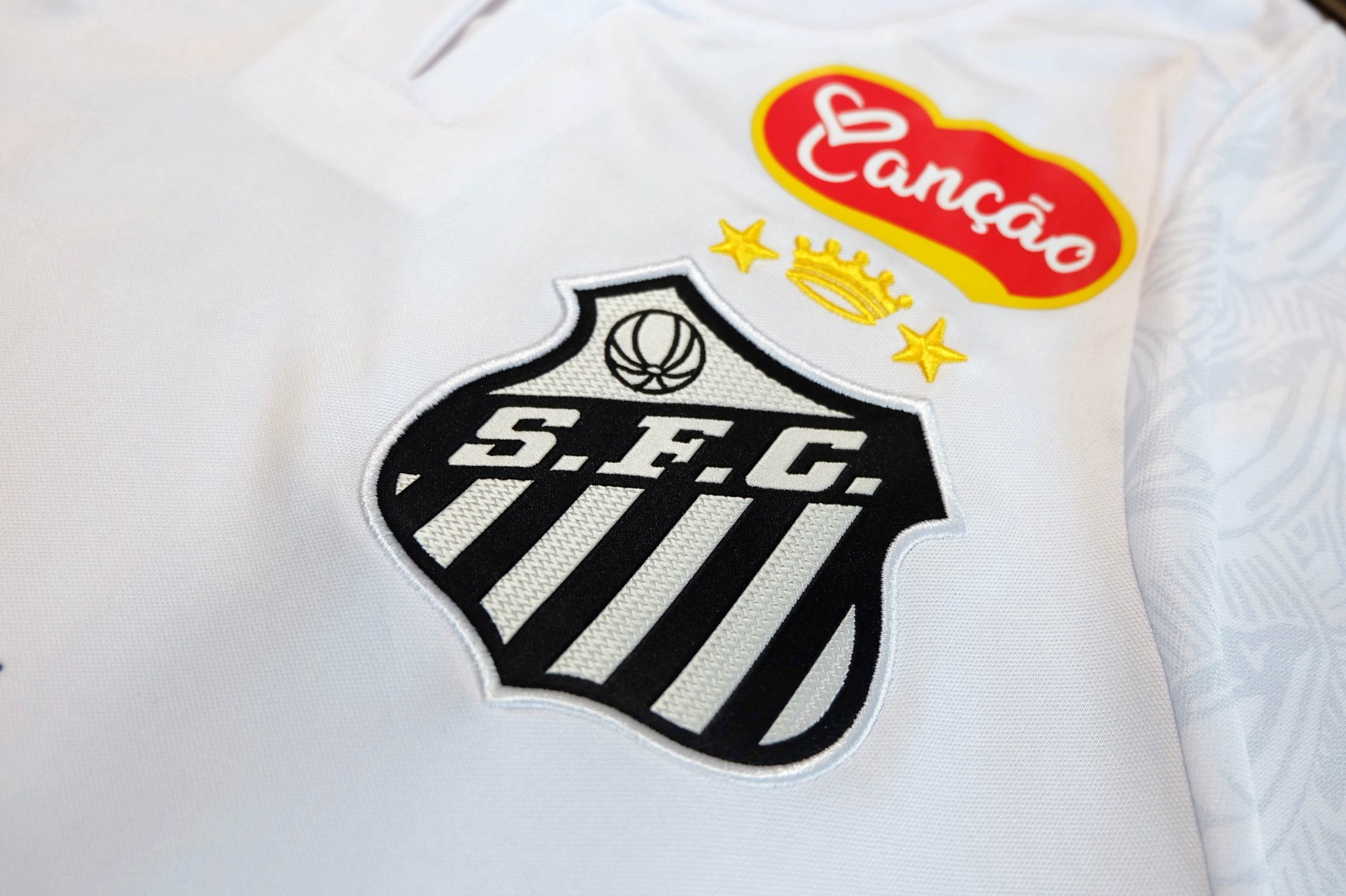 เสื้อฟุตบอล SANTOS สีขาว พร้อมชื่อ เบอร์ NEYMAY JR # 10 เกรดแฟนบอล 2025