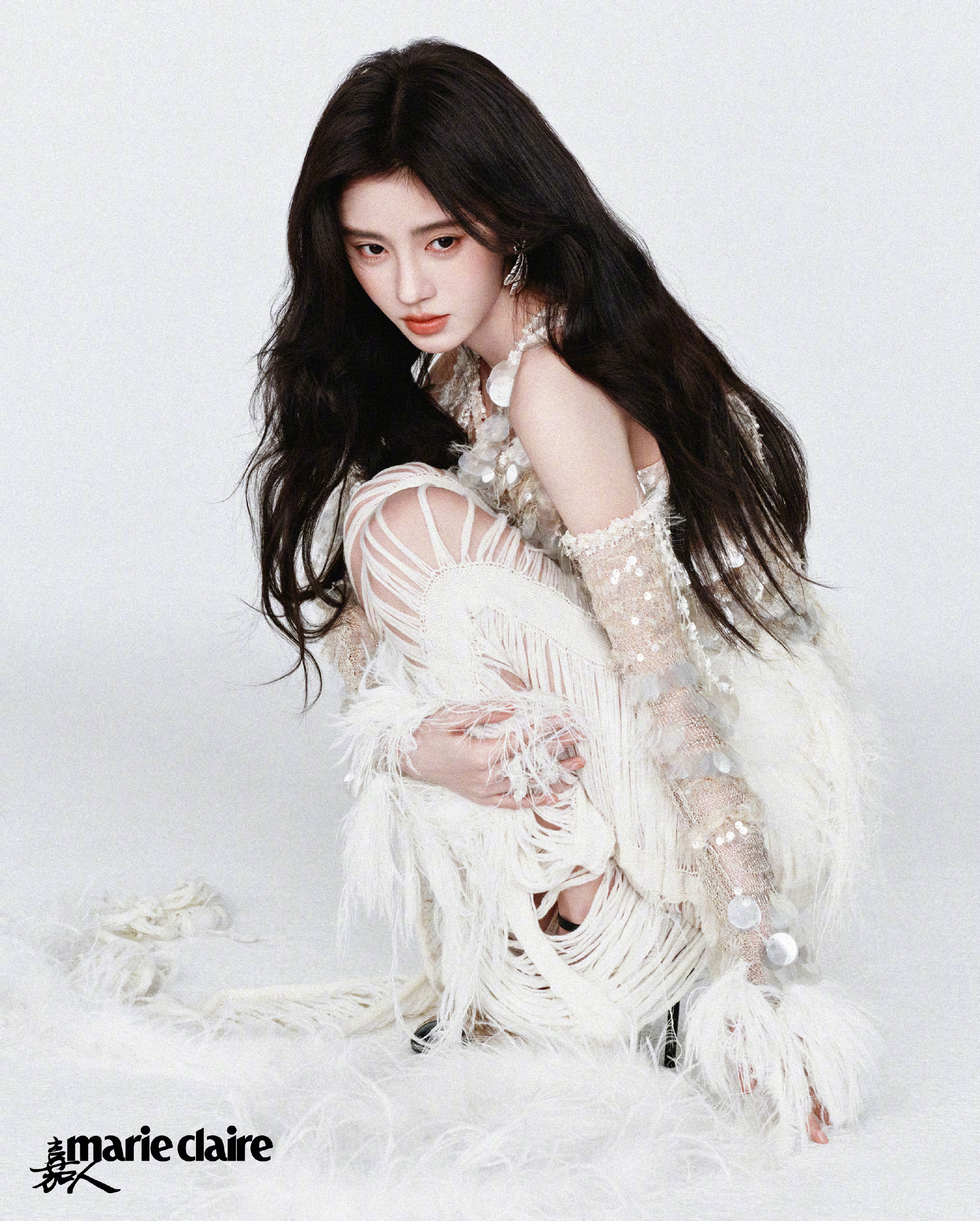 Pre - นิตยสาร marie claire หน้าภายใน จวีจิ้งอี JuJingYi เสี่ยวจวี 2024(สุ่มปก)