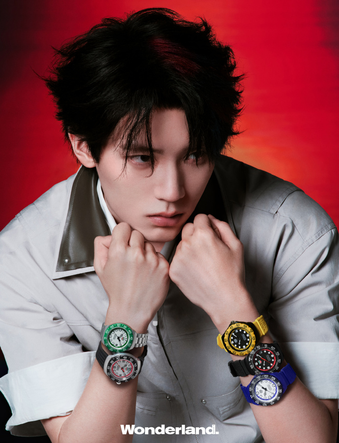 Pre - นิตยสาร Wonderland โจวอี้หราน ZhouYiran ฉบับเดือนกุมภาพันธ์ 2025