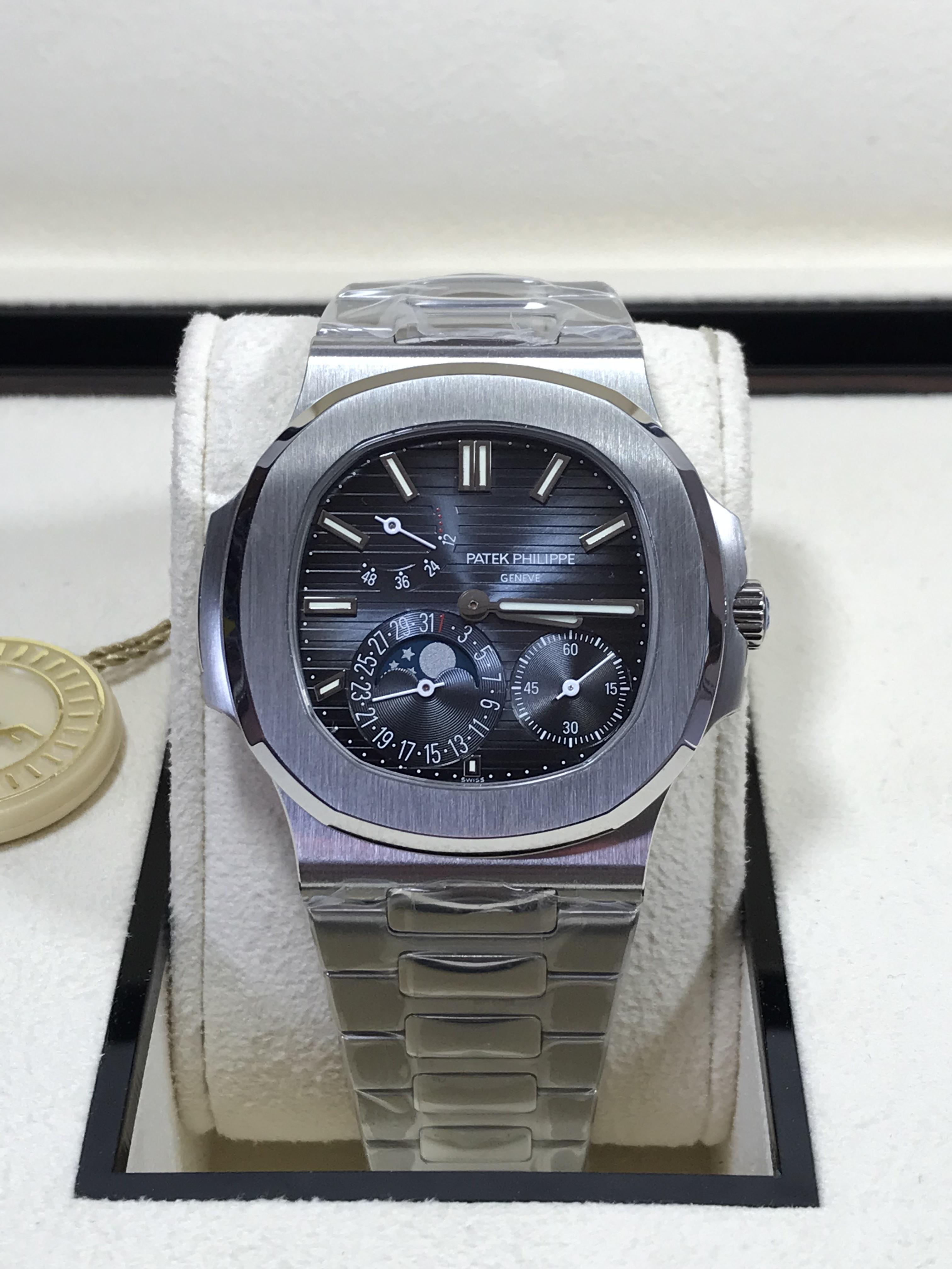 Patek Philippe 5712/1A-001 (Swiss PPF V2)