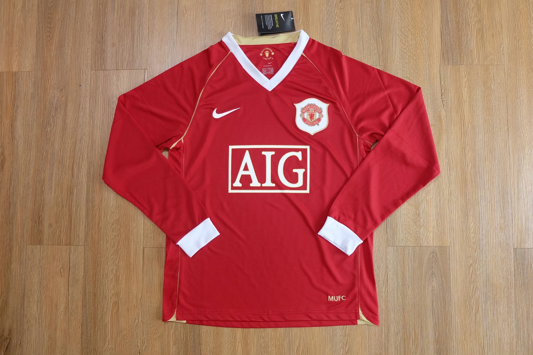 Retro เสื้อฟุตบอลเเมนยู แขนยาว 2006-07