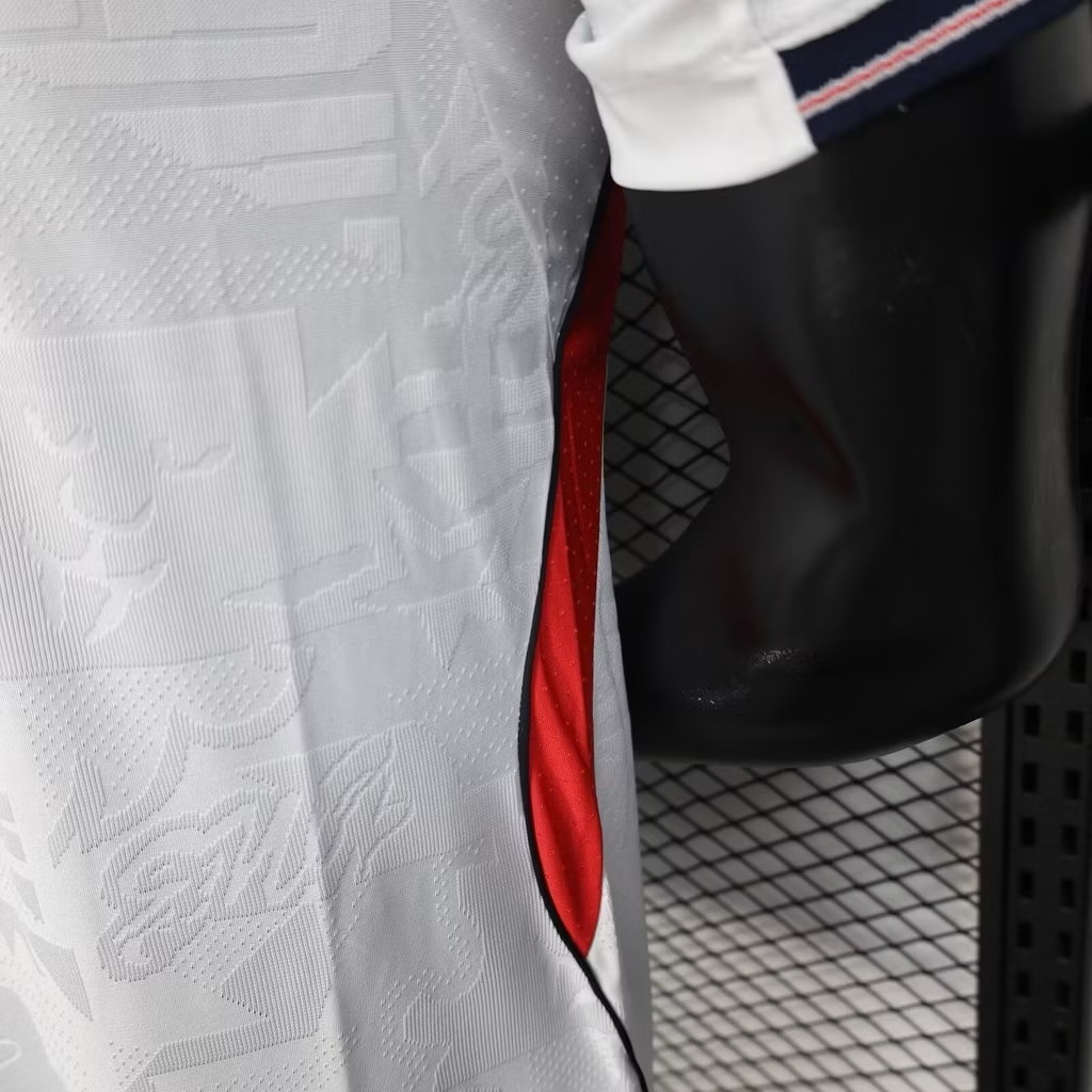 2025-26 เสื้อทีมชาติอังกฤษ สีขาว สำหรับผู้ชาย Player Edition เกรดนักเตะ Size S-2XL