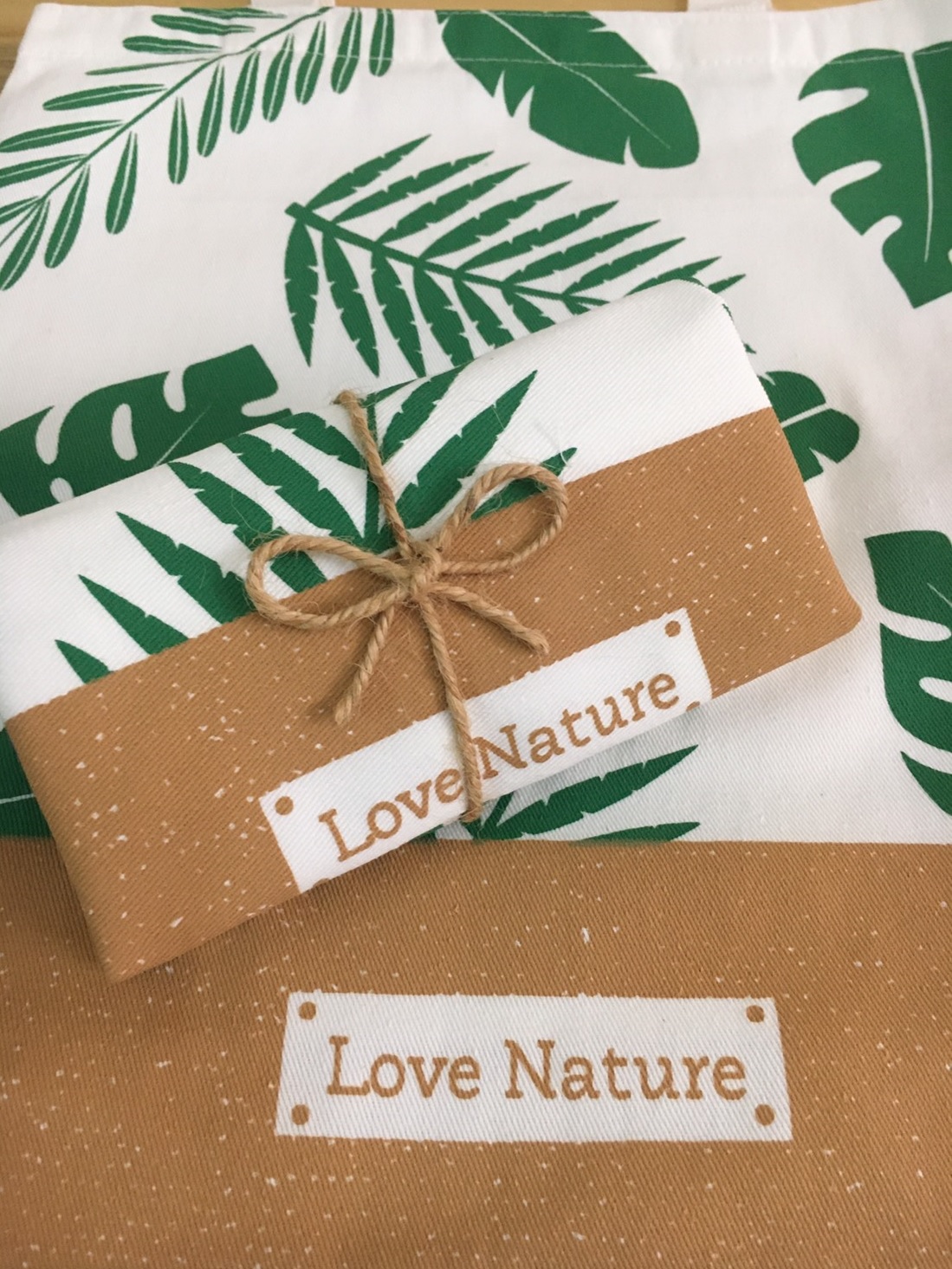 กระเป๋าผ้าแนวรักษ์โลก พร้อมส่ง