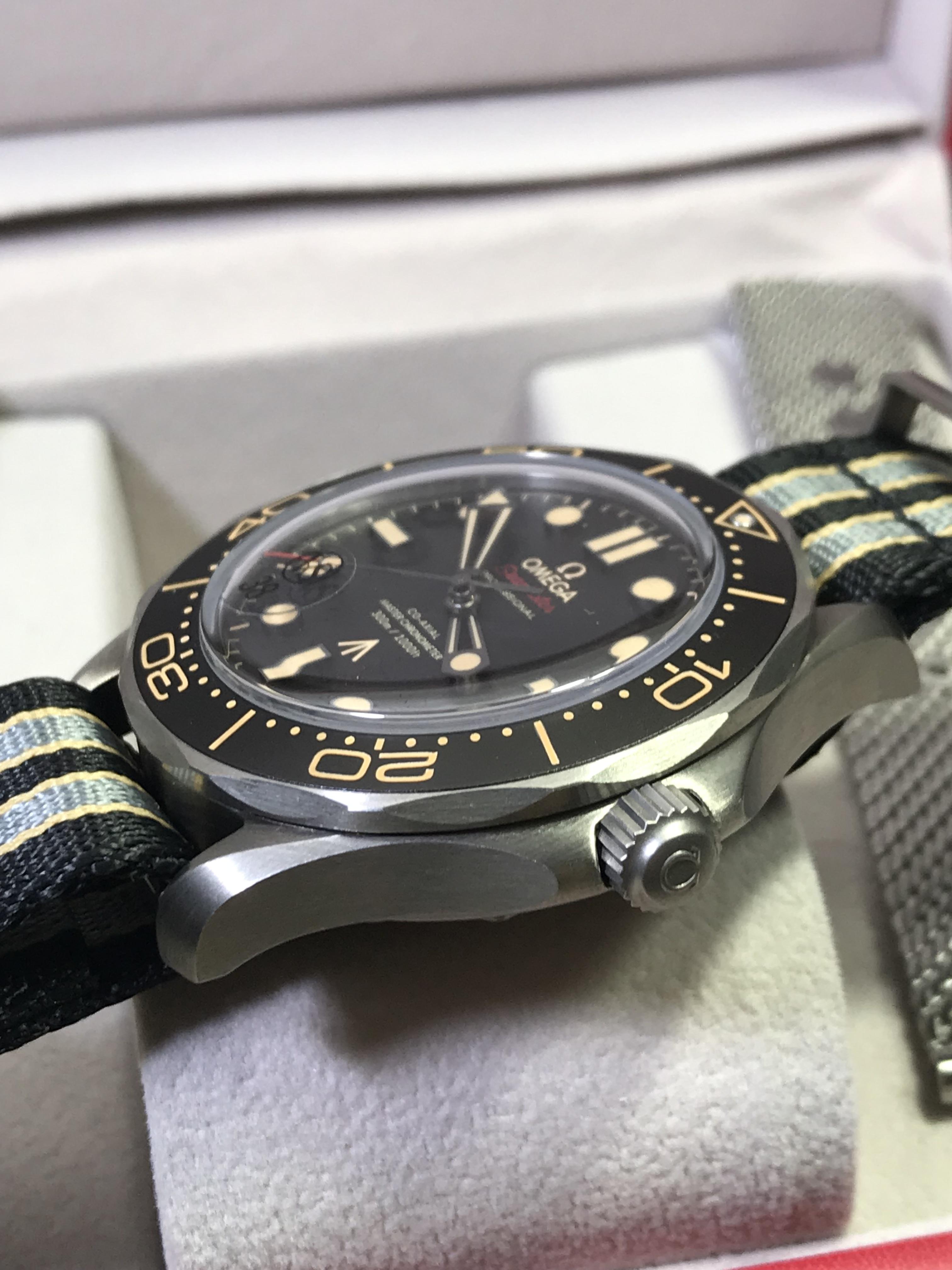 OMEGA Seamaster Diver300M 007 Edition