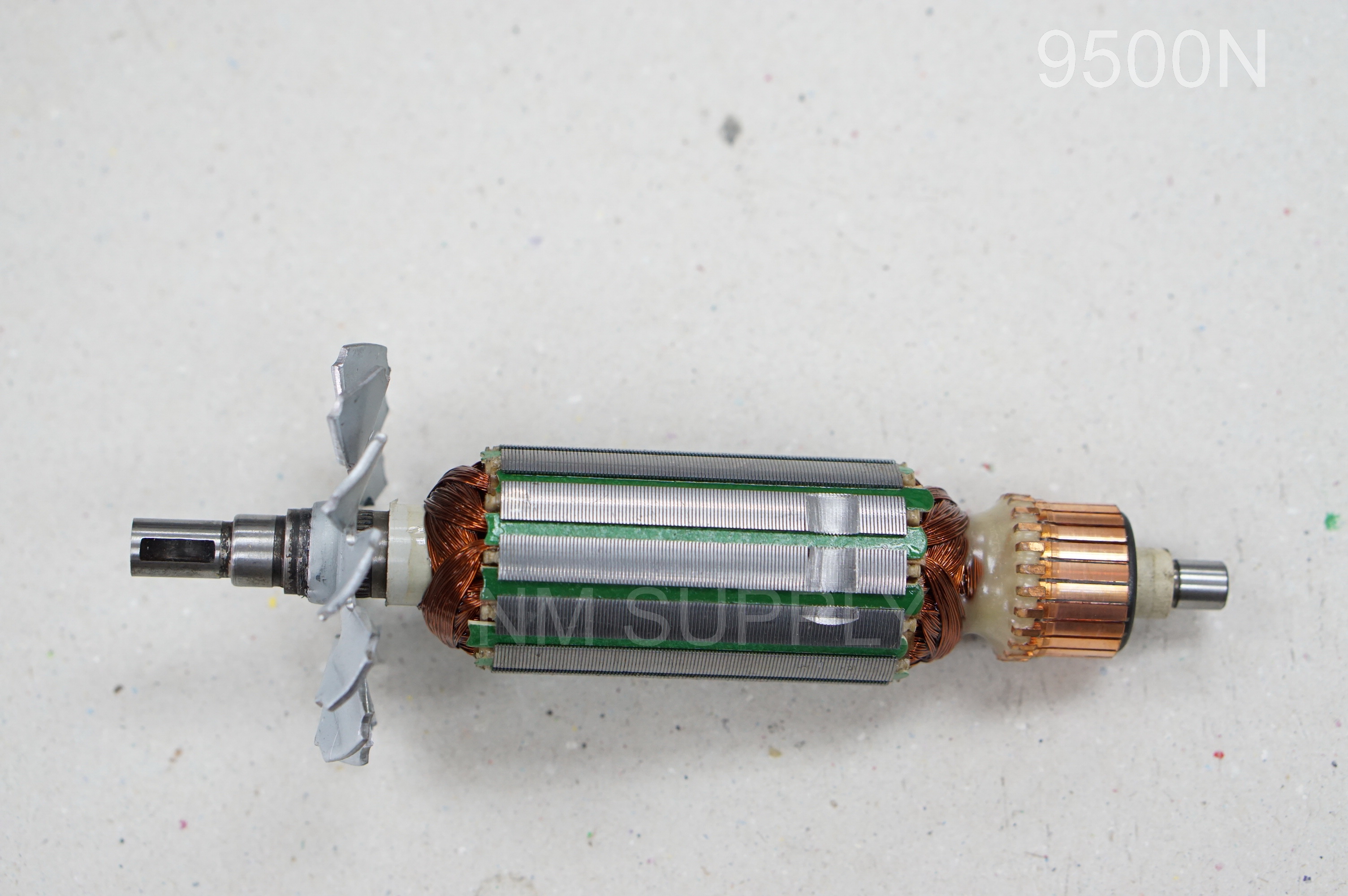 ทุ่นหินเจียร์ 9500N