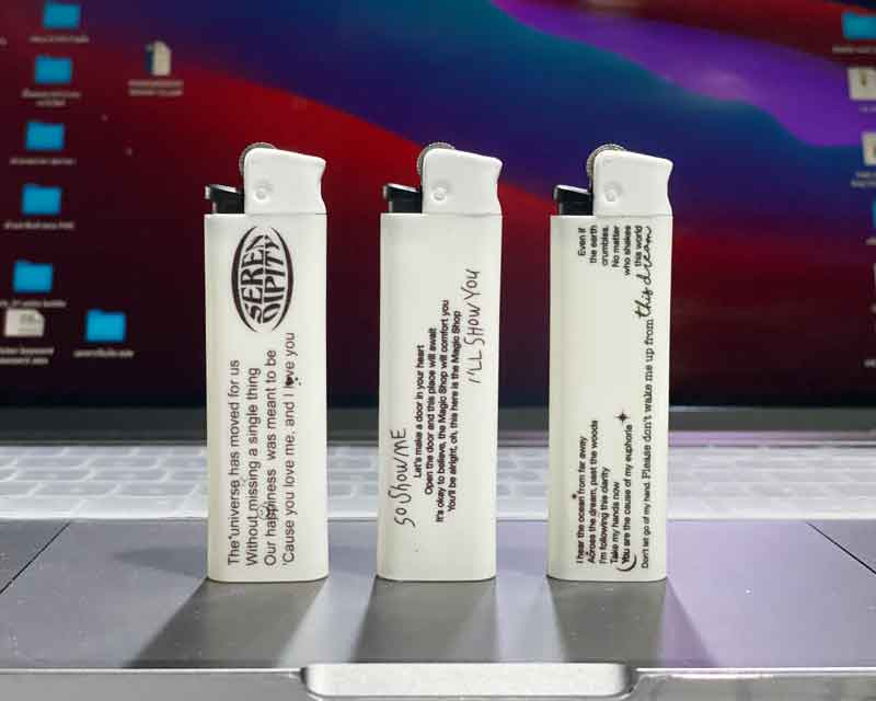 ไฟแช็ค Cricket พร้อมพิมพ์ลายกราฟฟิก