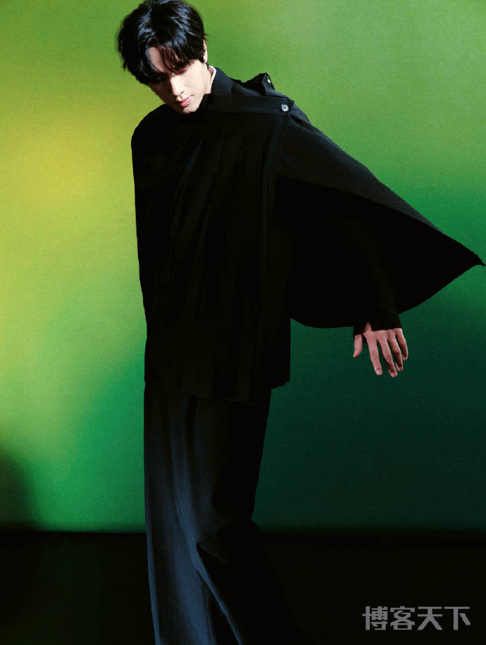 Pre - นิตยสาร 博客天下 จ่านเซวียน ZhanXuan 展轩 2025+การ์ด